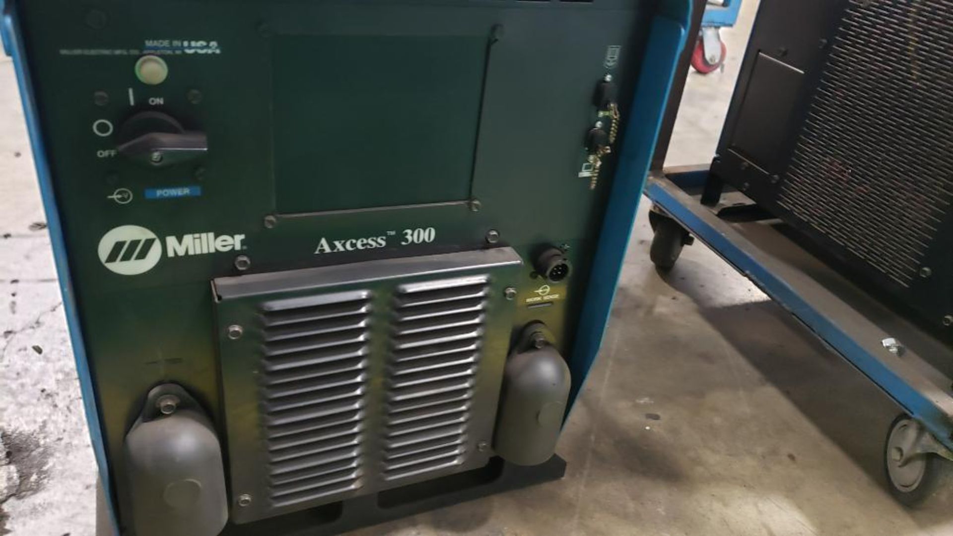 Miller Axcess 300 w/E-STOP welder. 907150012. - Image 6 of 11