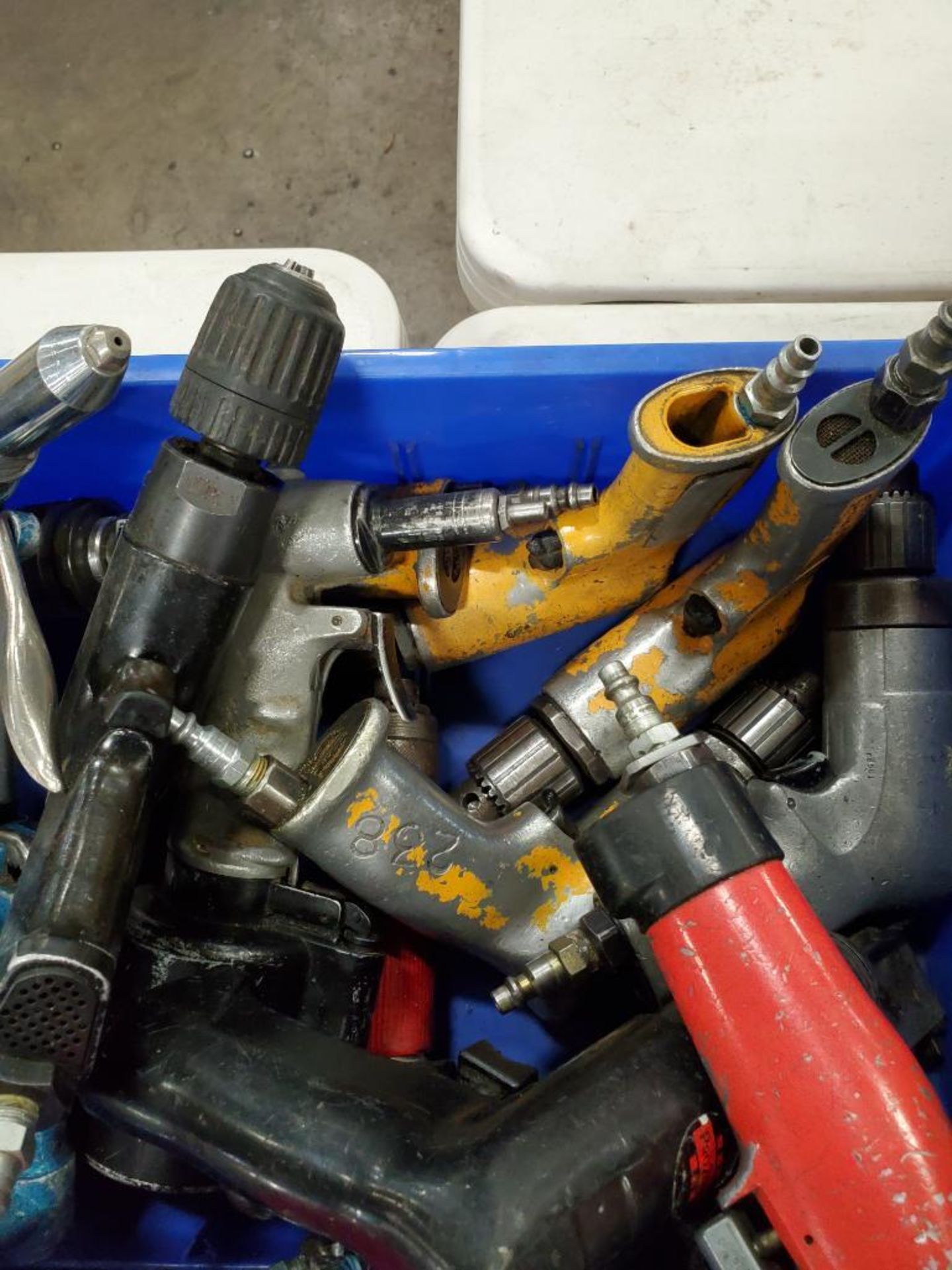 Assorted air tools. Drivers. - Image 4 of 4