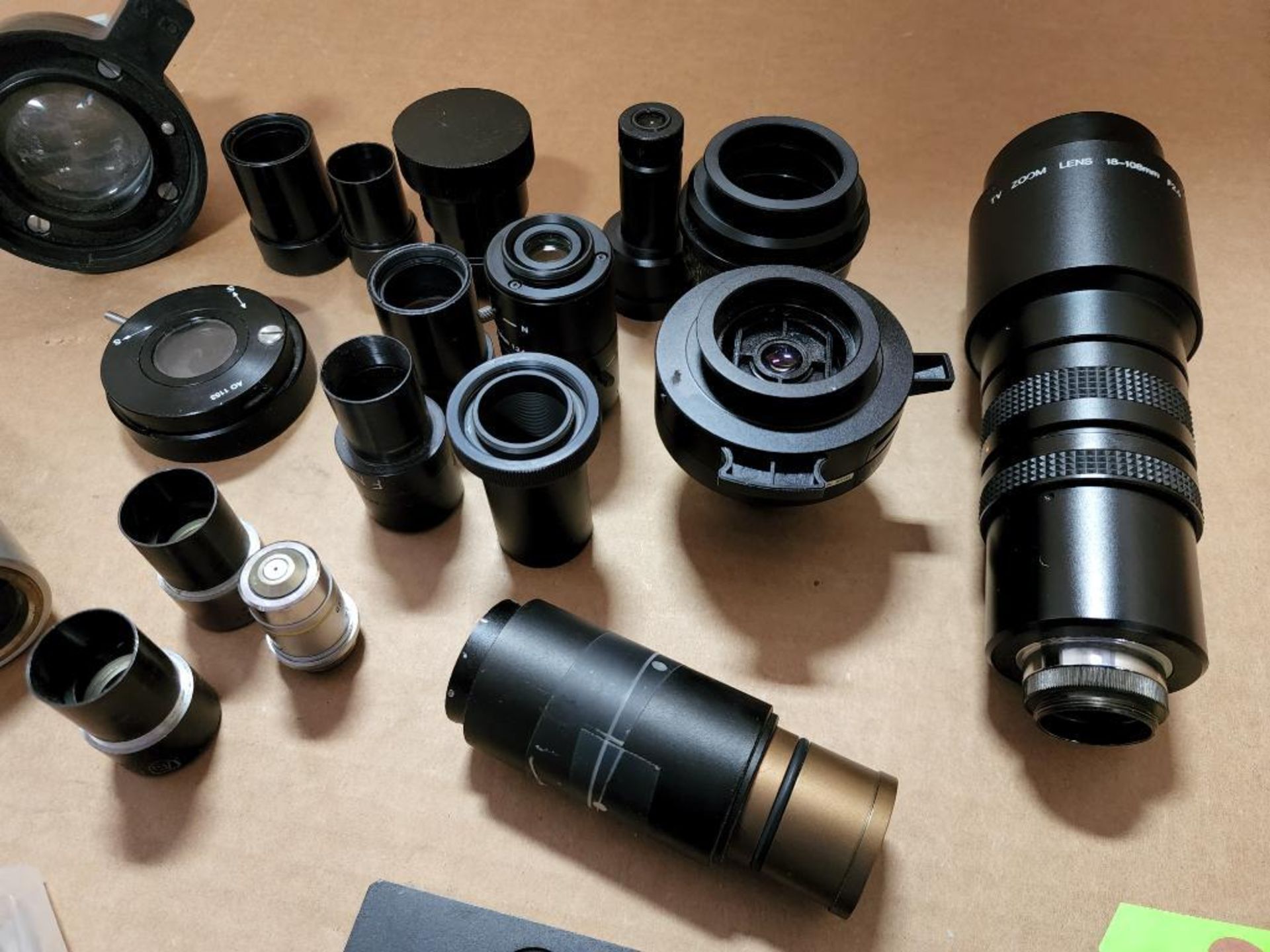 Assorted microscope optics equipment. - Image 3 of 6