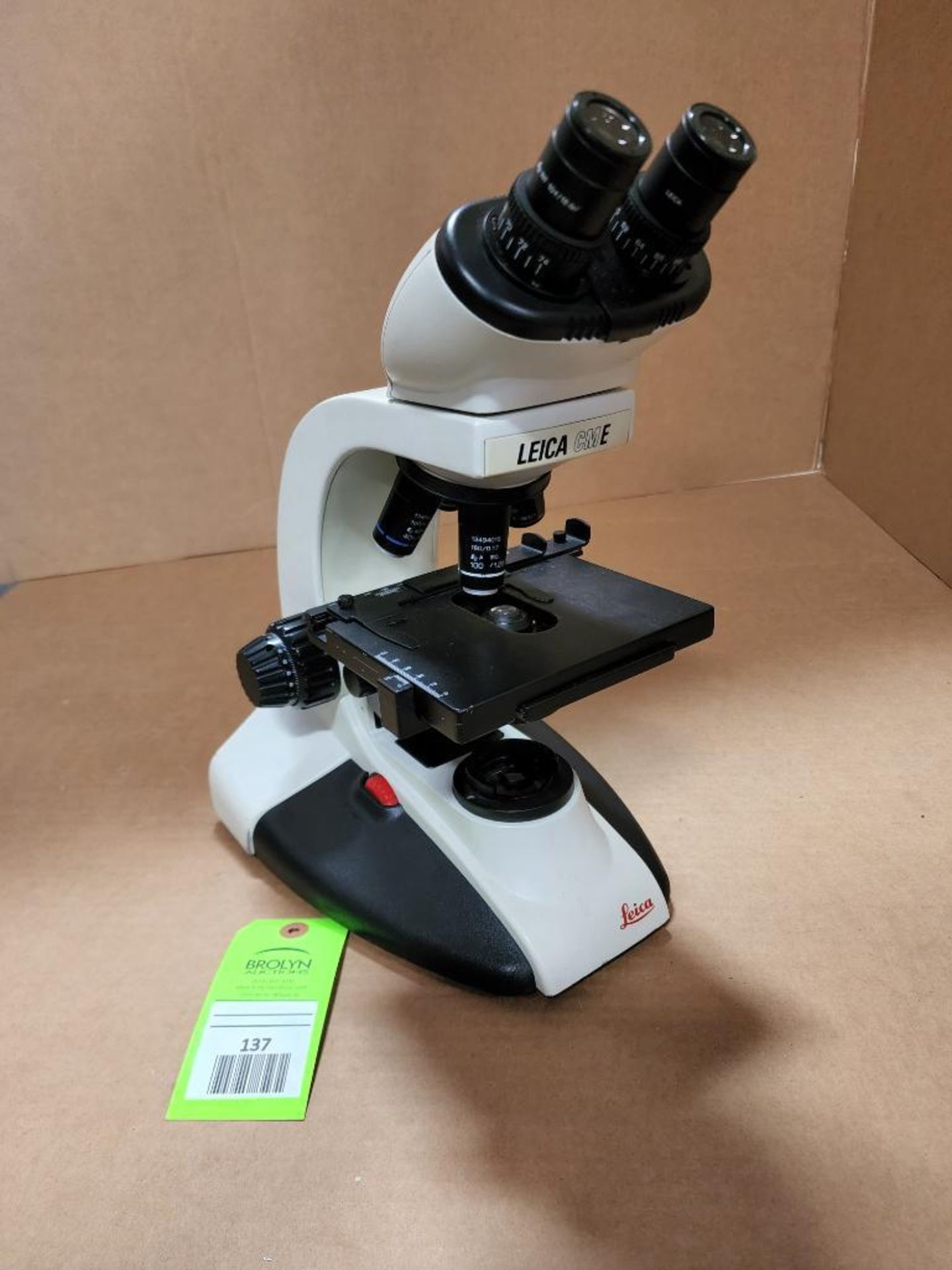 Leica CME Microscope 120VAC. 1349521X.