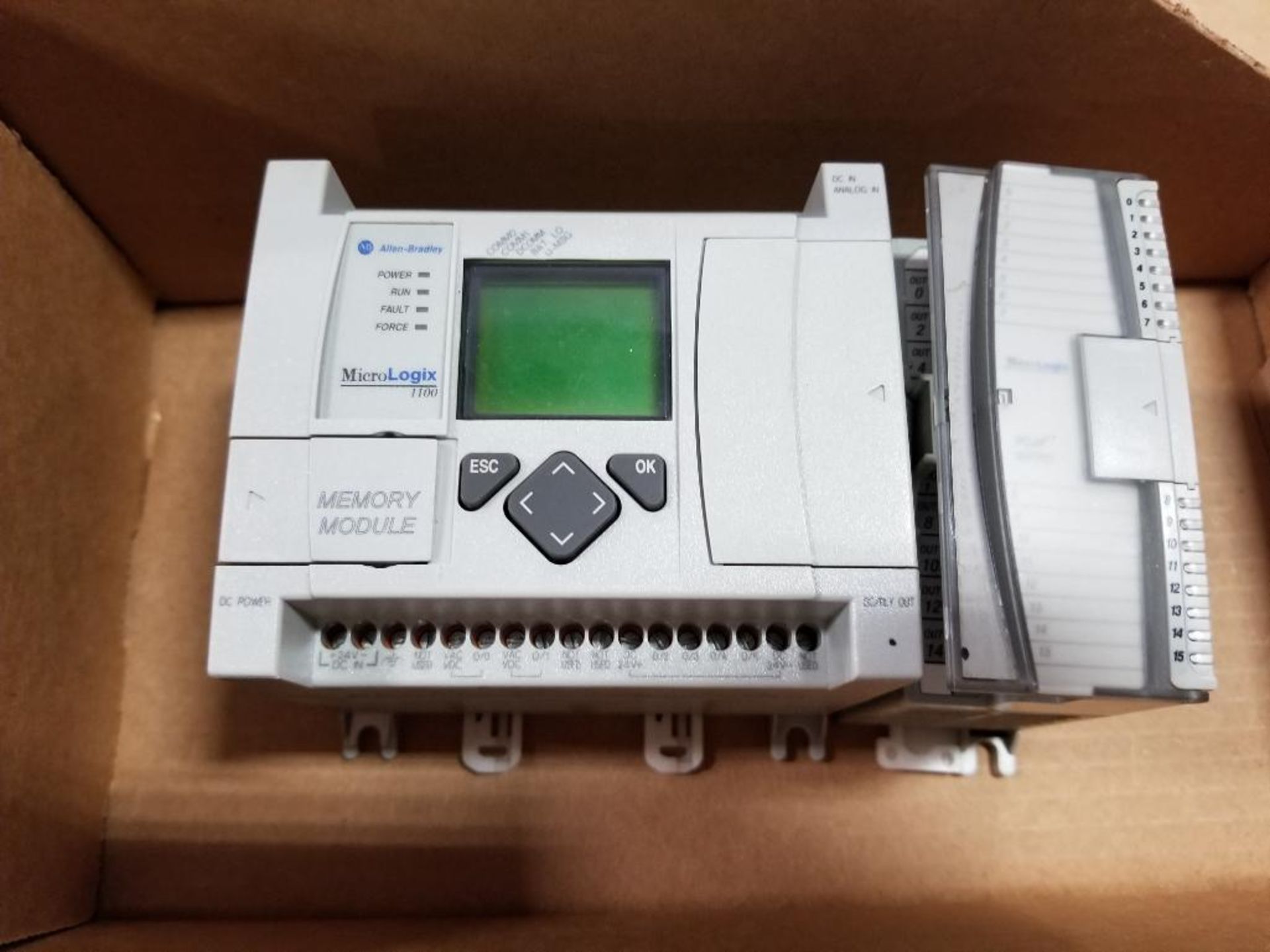 Allen Bradley MicroLogix 1100 Controller. 1763-L16BBB. W/ 1762-OW16 output relay. - Image 6 of 7