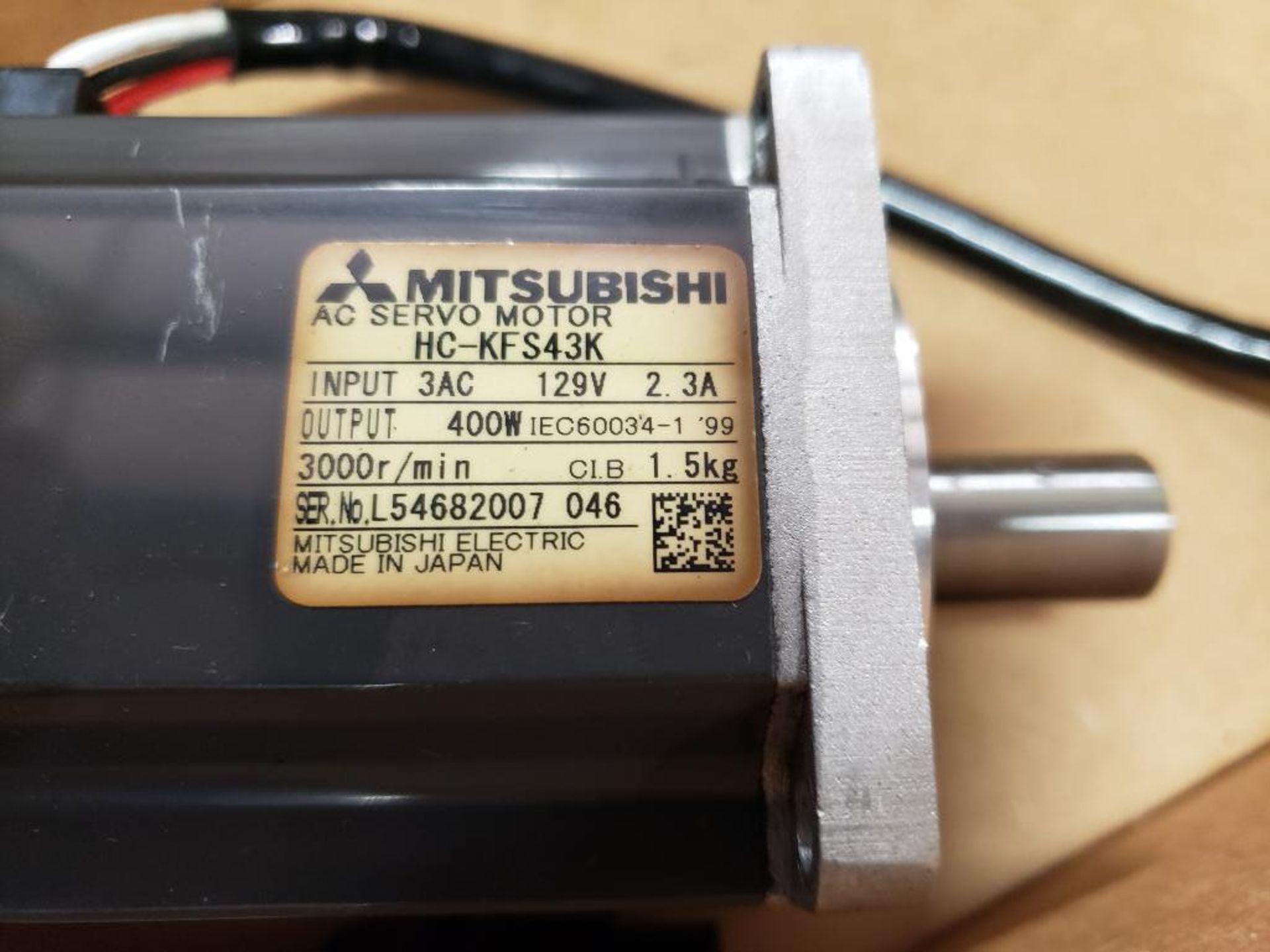 Mitsubishi HC-KFS43K AC servo motor. 400W, 3000RPM output. - Image 3 of 5