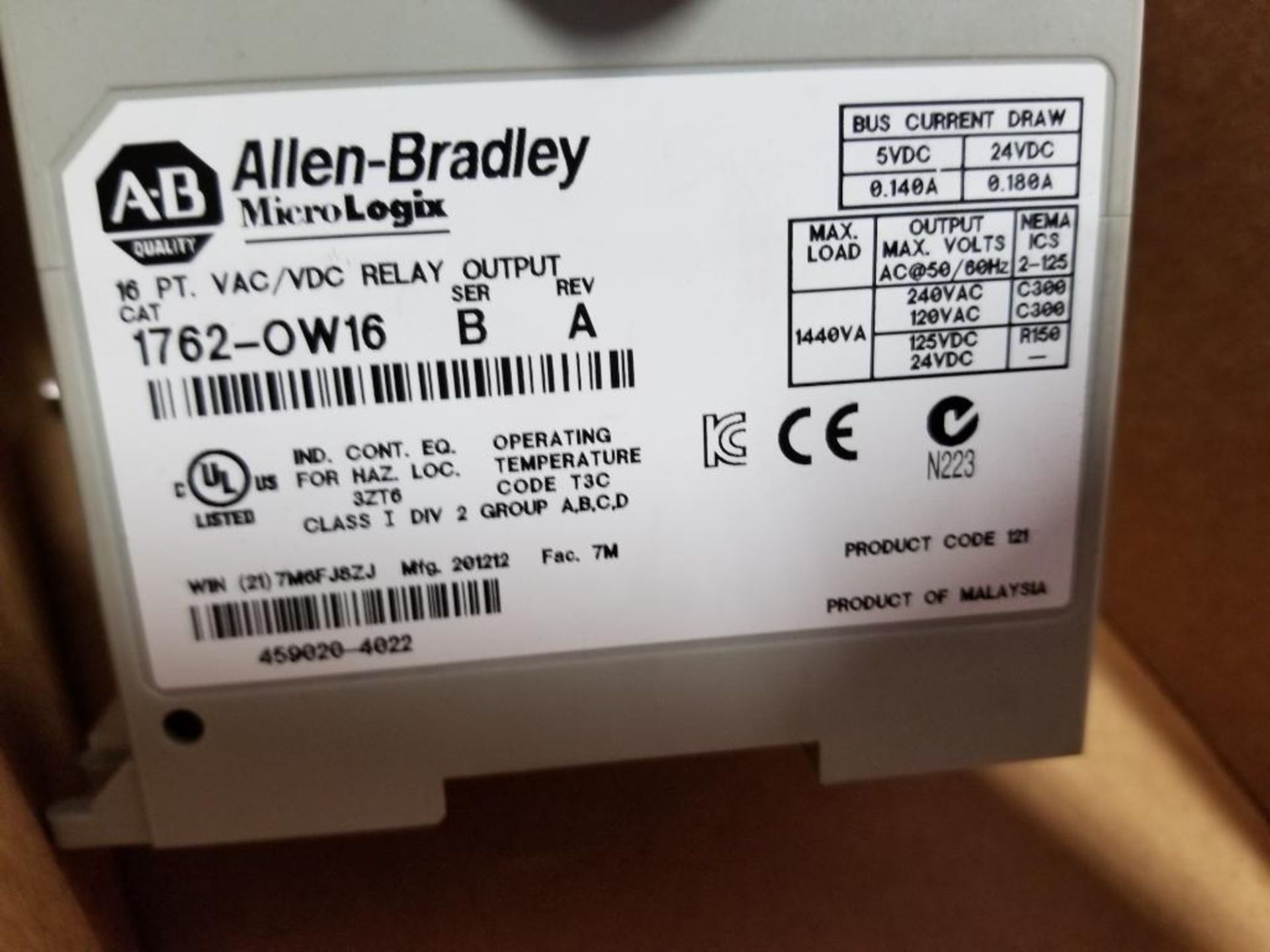 Allen Bradley MicroLogix 1100 Controller. 1763-L16BBB. W/ 1762-OW16 output relay. - Image 4 of 7