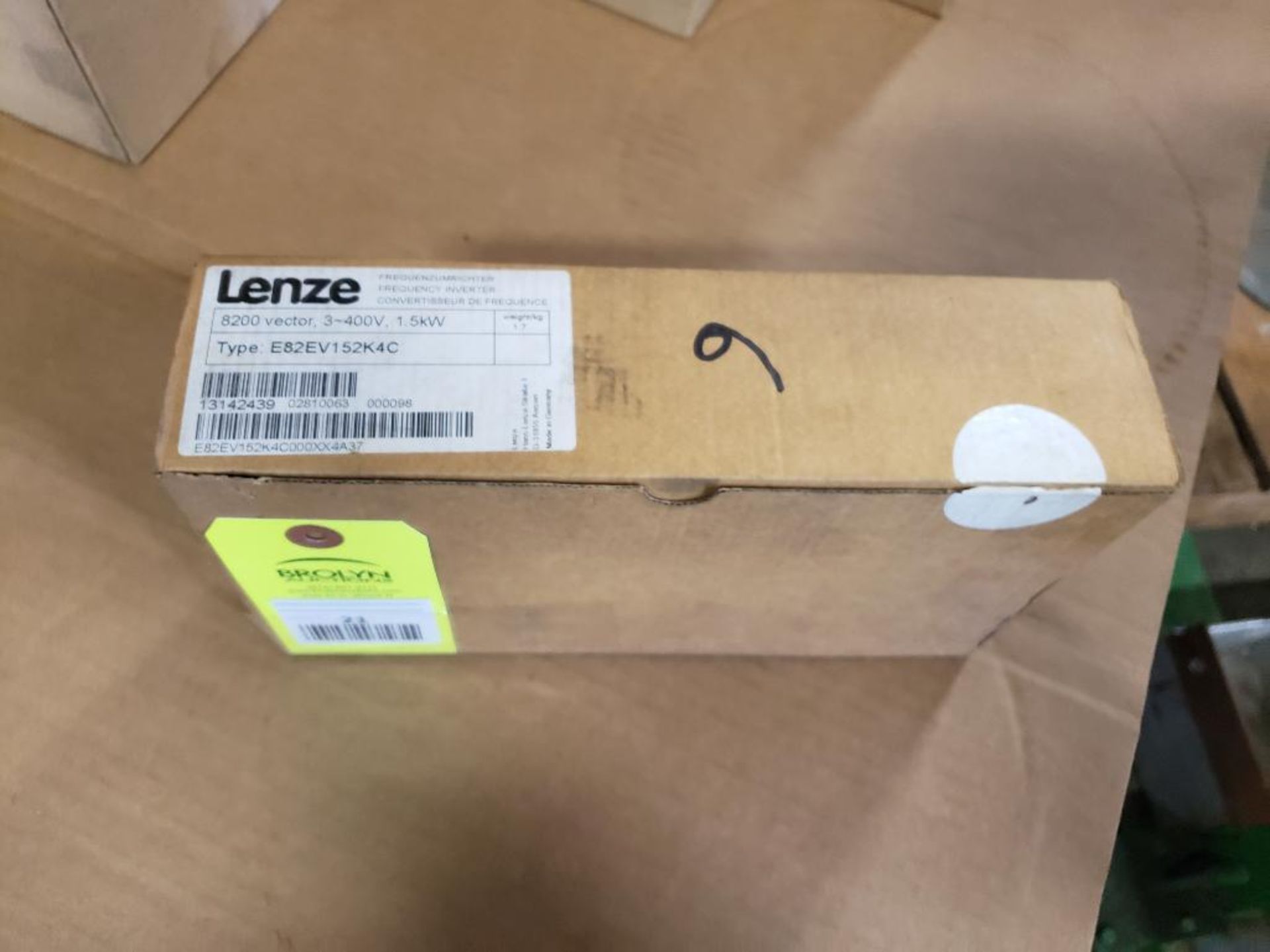 Lenze 8200 Vector drive 13142439. 3PH, 400/500V, 1.5kW, 2HP. - Image 2 of 6
