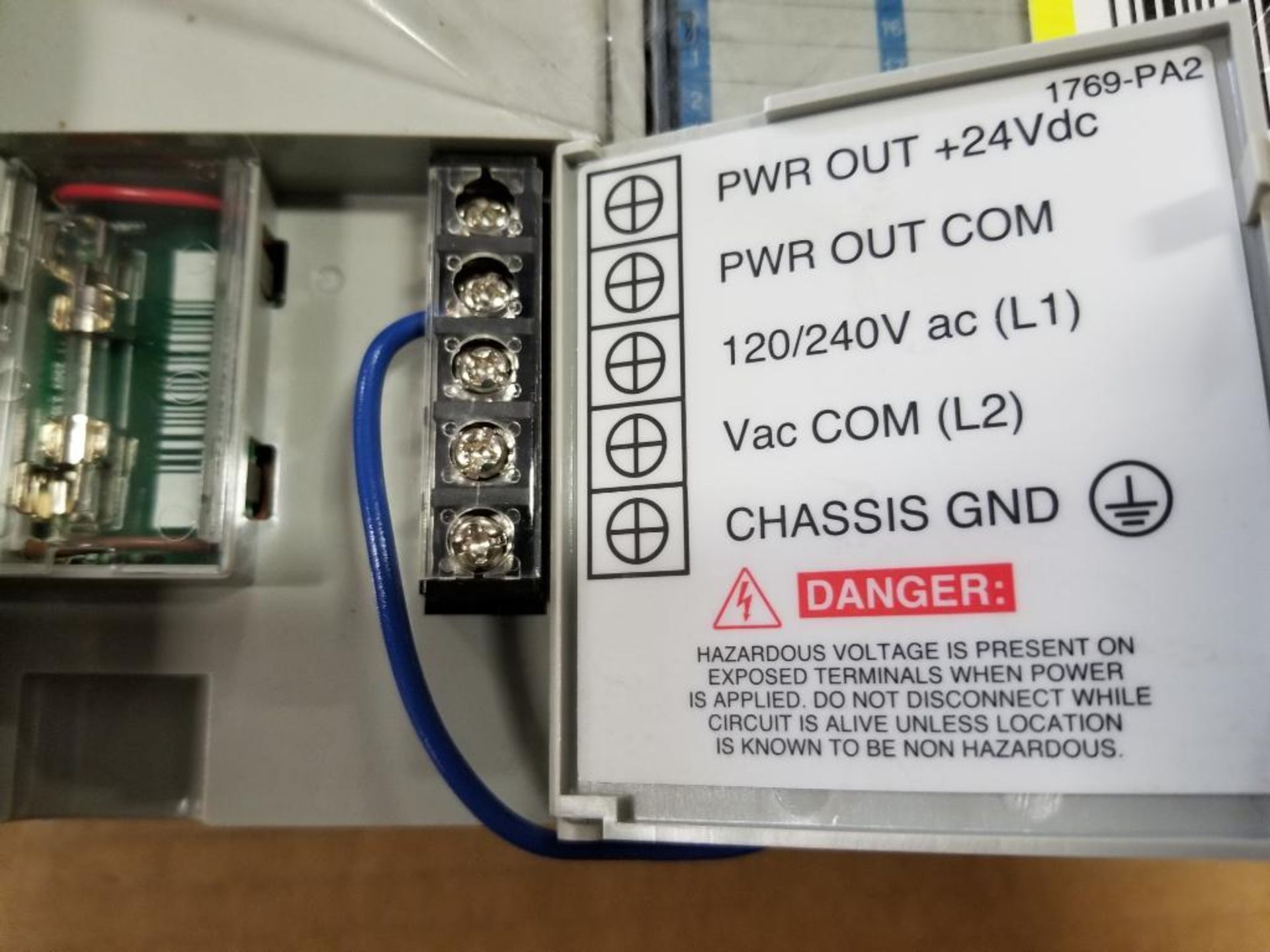 Allen Bradley programmable controller assembly. CompactLogix, Input, Output modules. - Image 5 of 10