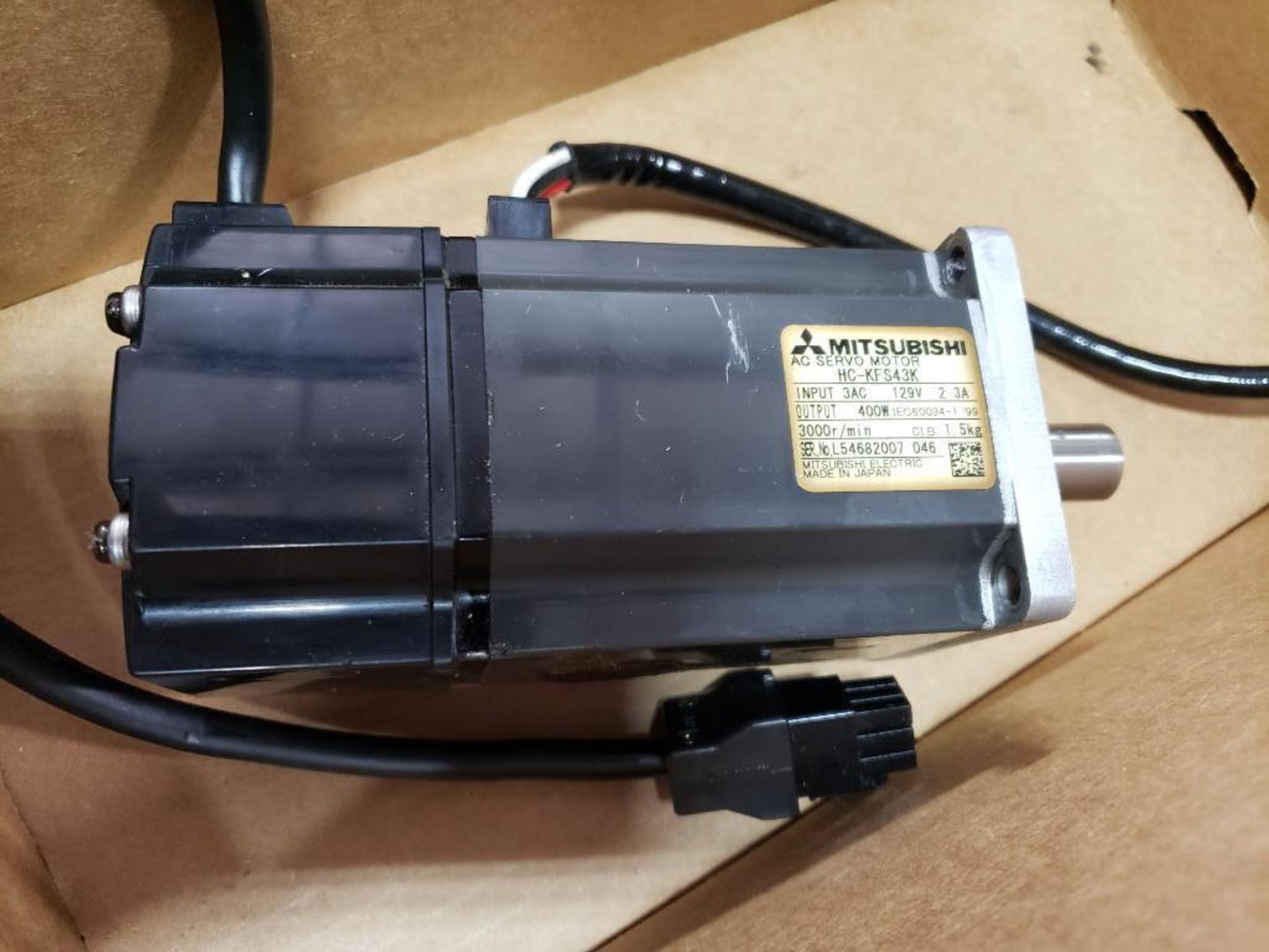 Mitsubishi HC-KFS43K AC servo motor. 400W, 3000RPM output. - Image 2 of 5