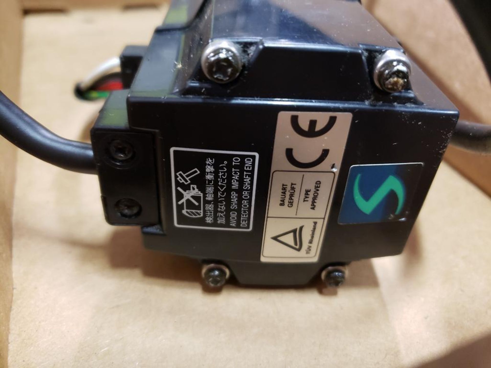 Mitsubishi HC-KFS43K AC servo motor. 400W, 3000RPM output. - Image 4 of 5