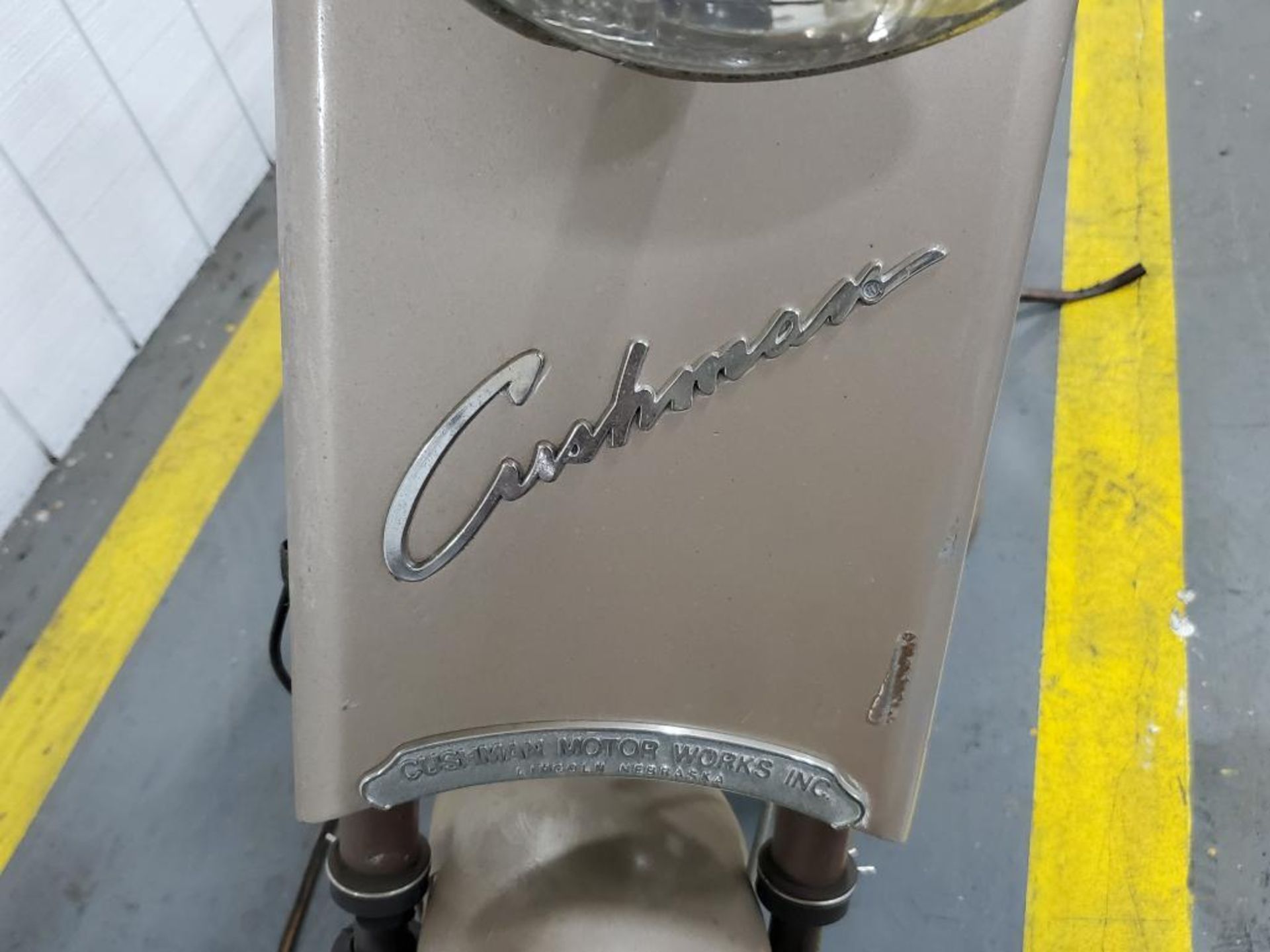 Cushman gas scooter. Said to be from early 1940's. - Image 3 of 12