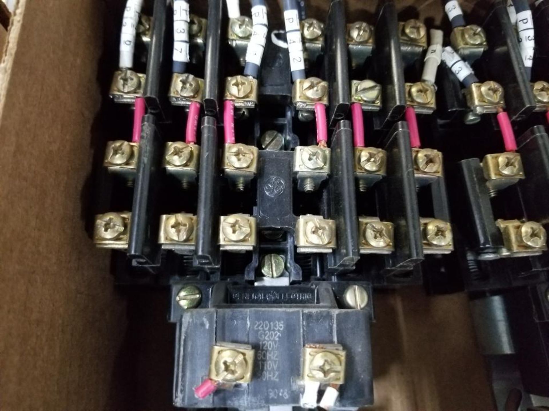 Large assortment of electrical. - Image 2 of 6