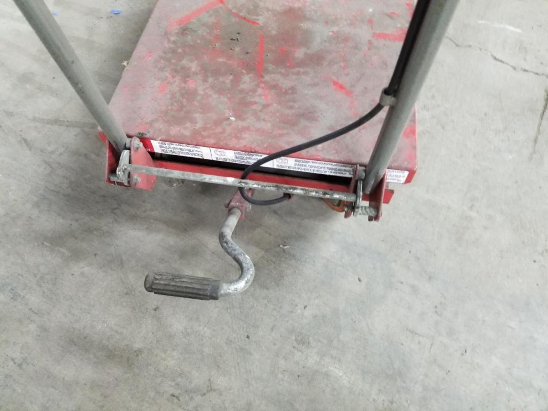 Hydraulic scissor lift die cart. - Image 4 of 4