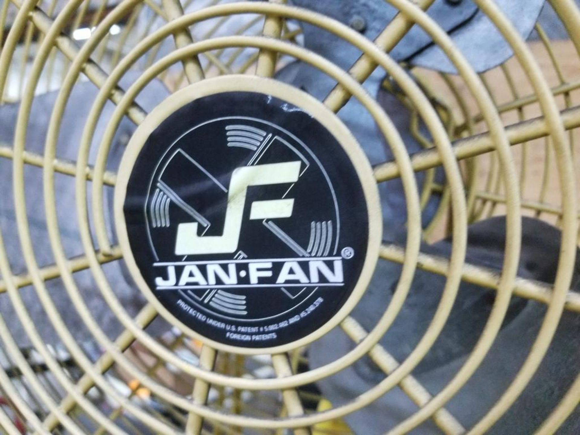 Jan Fan floor stand fan. - Image 6 of 7