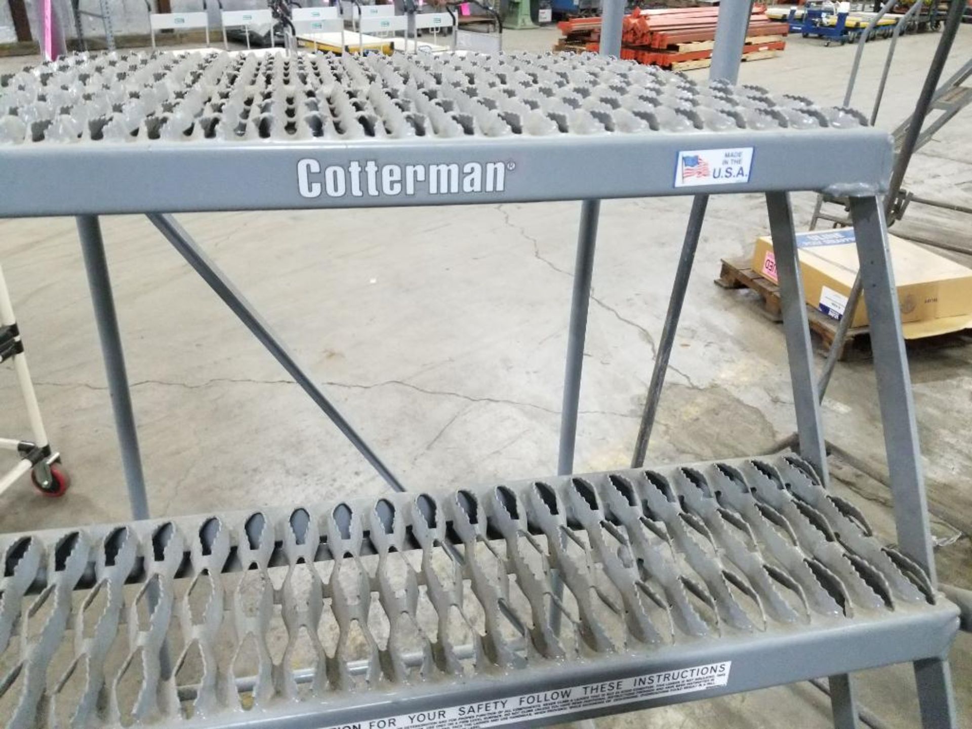 5 step Cotterman rolling ladder. 450lb capacity. - Image 4 of 6