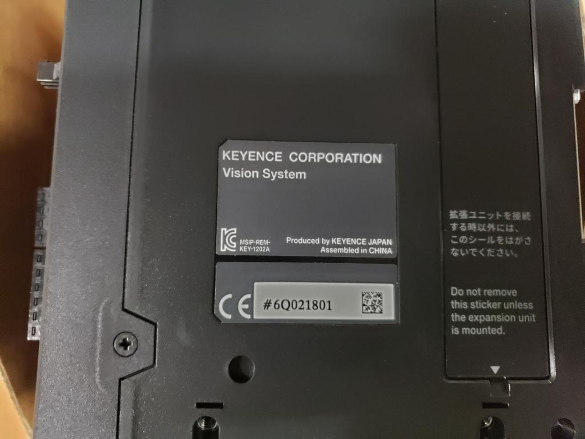 Keyence vision system controller. Part number CV-X322F with sub part CA-DC40E. - Image 5 of 6