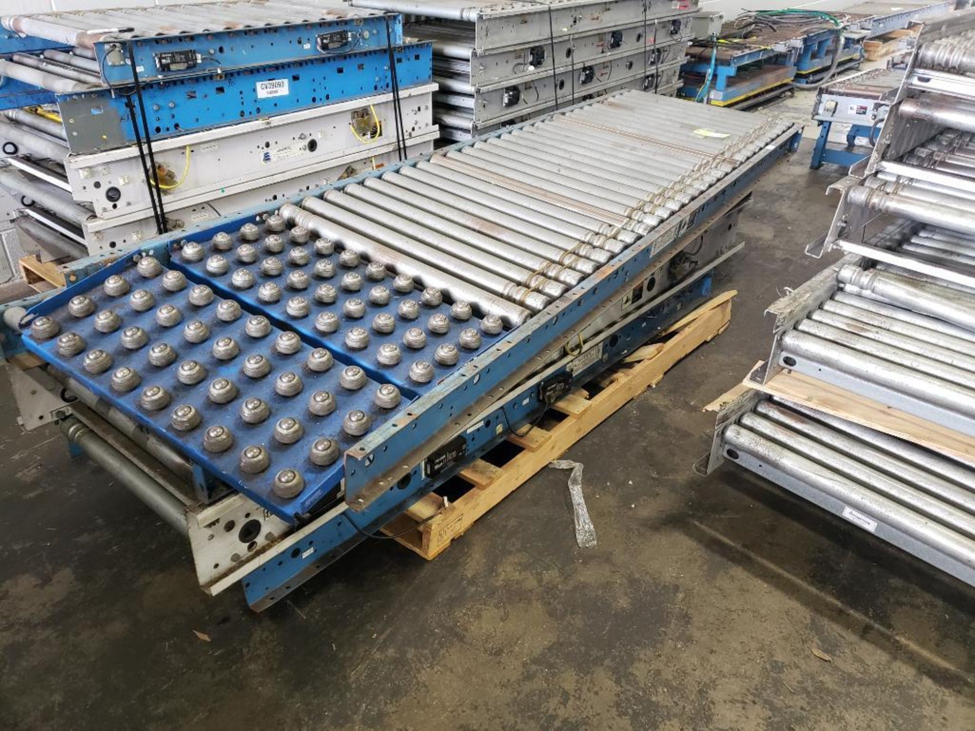 Qty 4 - Assorted conveyor sections. 77-104in lenghth x 31in width.