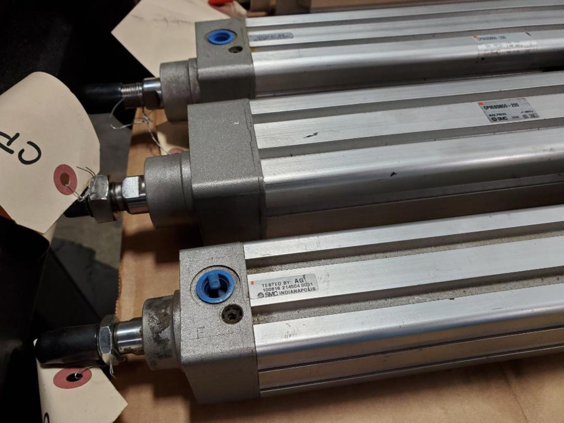 Qty 4 -Assorted pneumatic cylinders. SMC. - Image 8 of 9