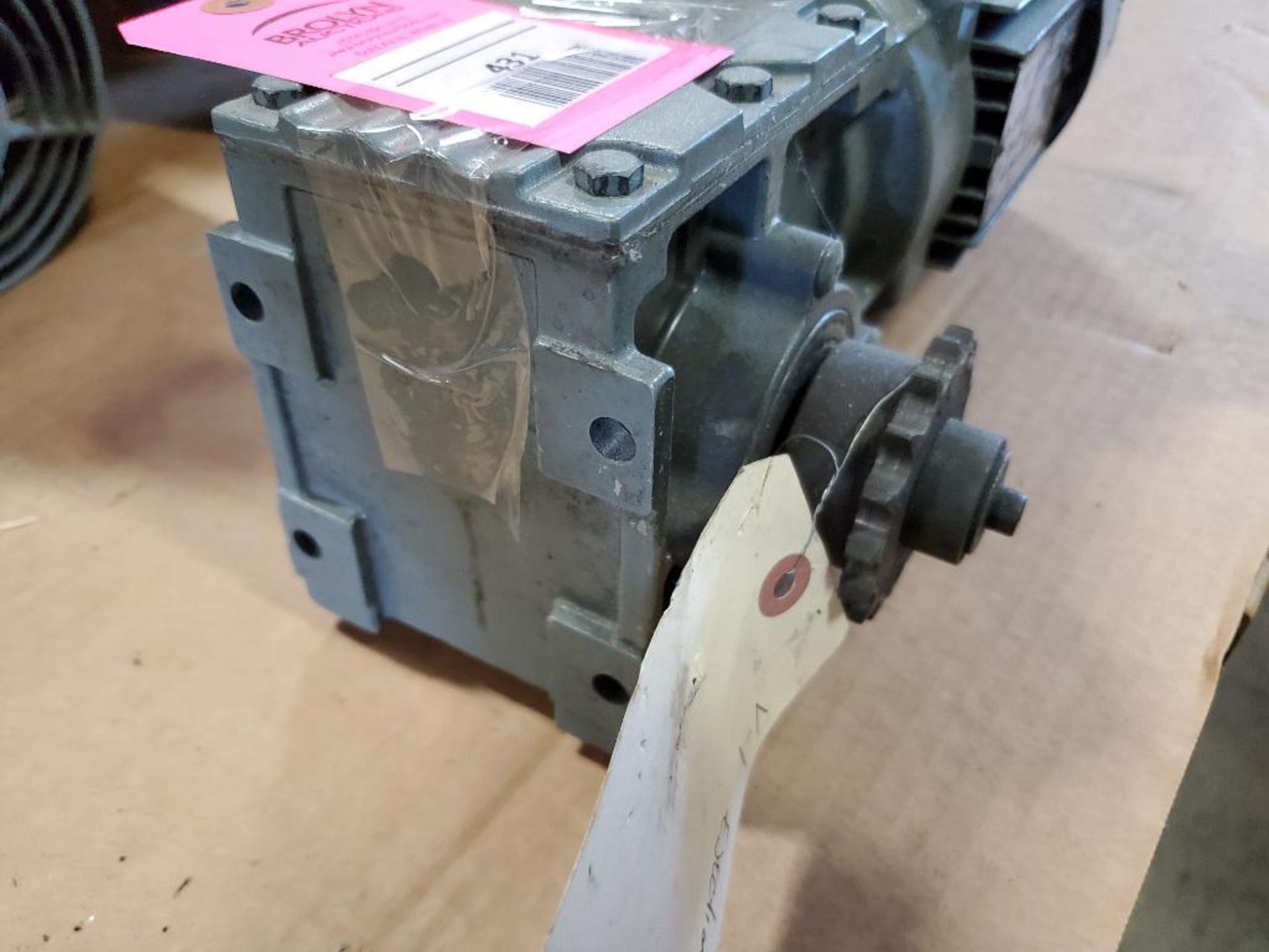 Sew Eurodrive motor with gearbox. - Image 3 of 4