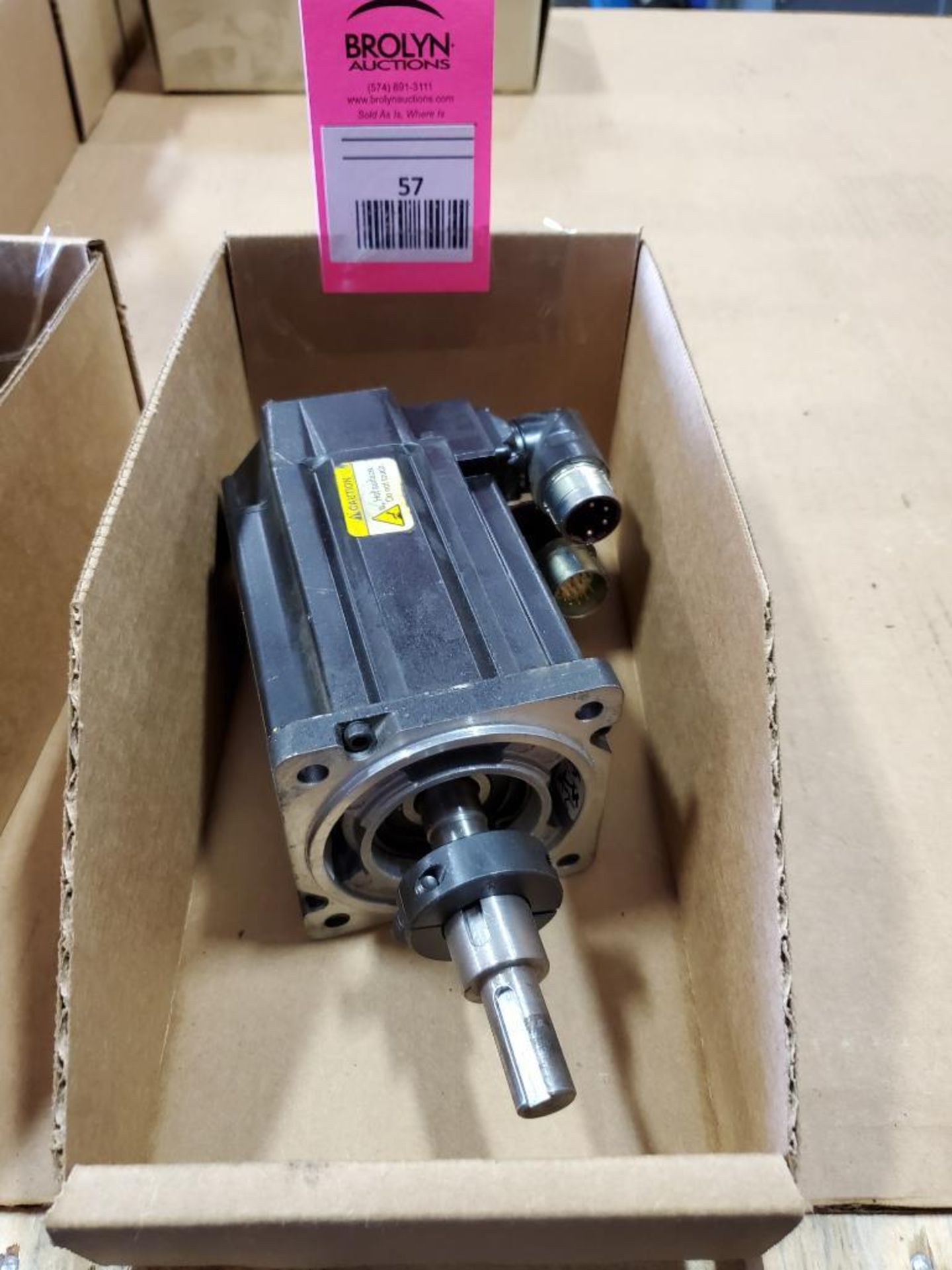 Allen Bradley servo motor. Catalog MPL-A310P-HJ72AA.