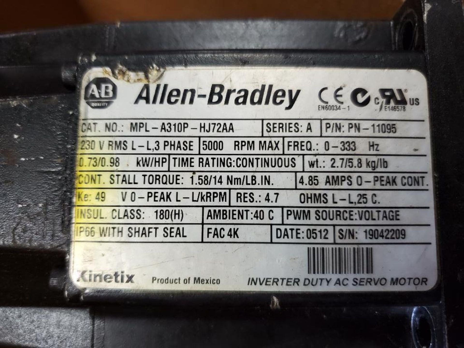 Allen Bradley servo motor. Catalog MPL-A310P-HJ72AA. - Image 2 of 5