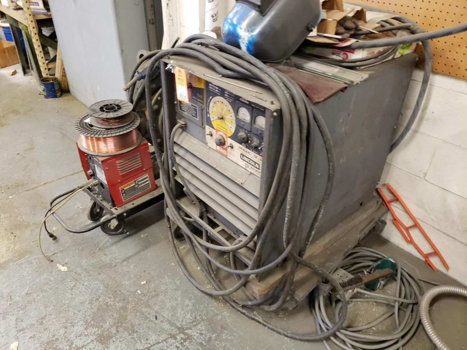 Lincoln Idealarc DC-400 welding power supply with LN-7 wire feed control. - Image 2 of 8