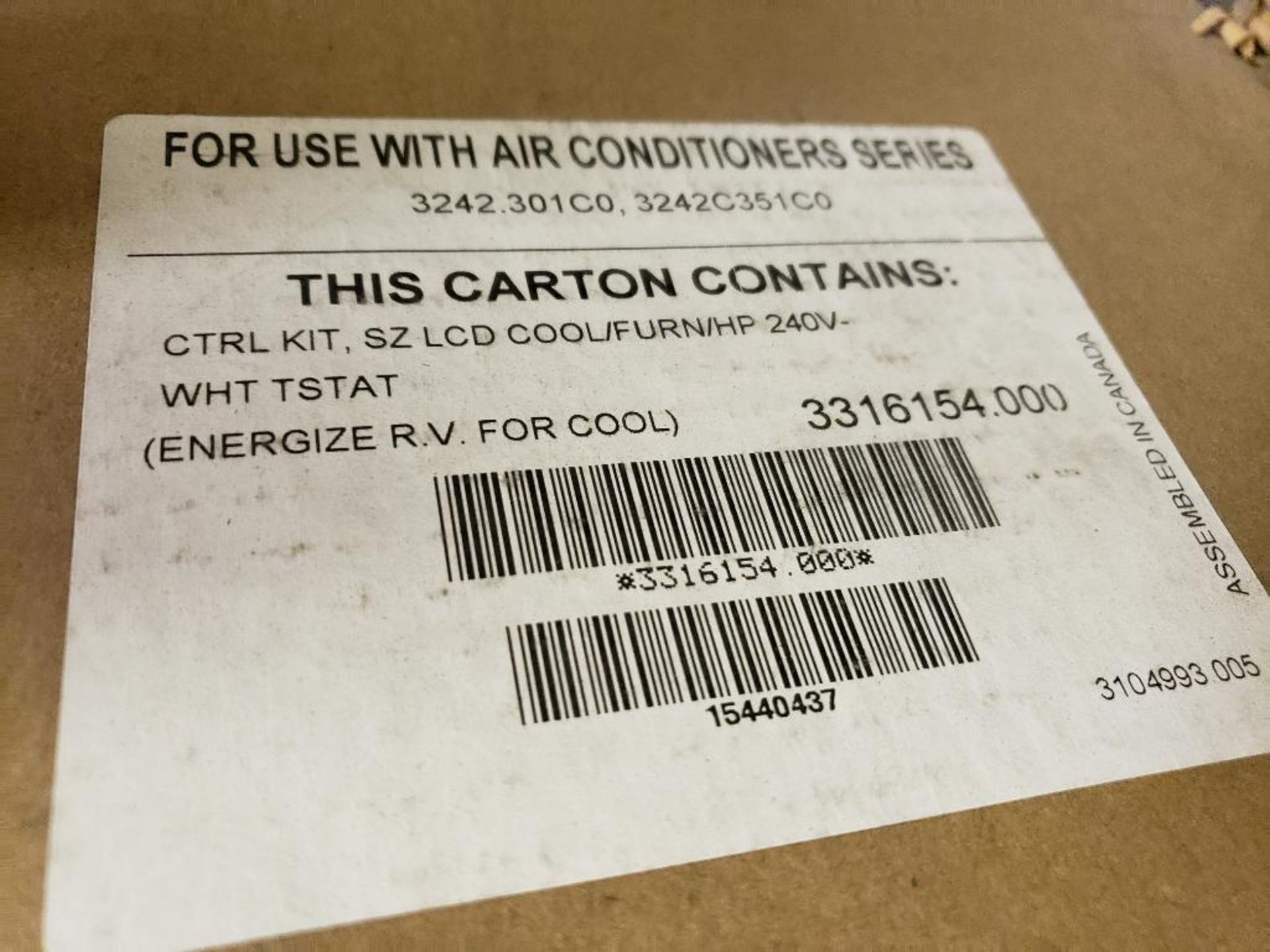 Qty 20 - Dometic air conditioner control. Part number 3316154.000. With Thermostat. New kit in box. - Image 3 of 3