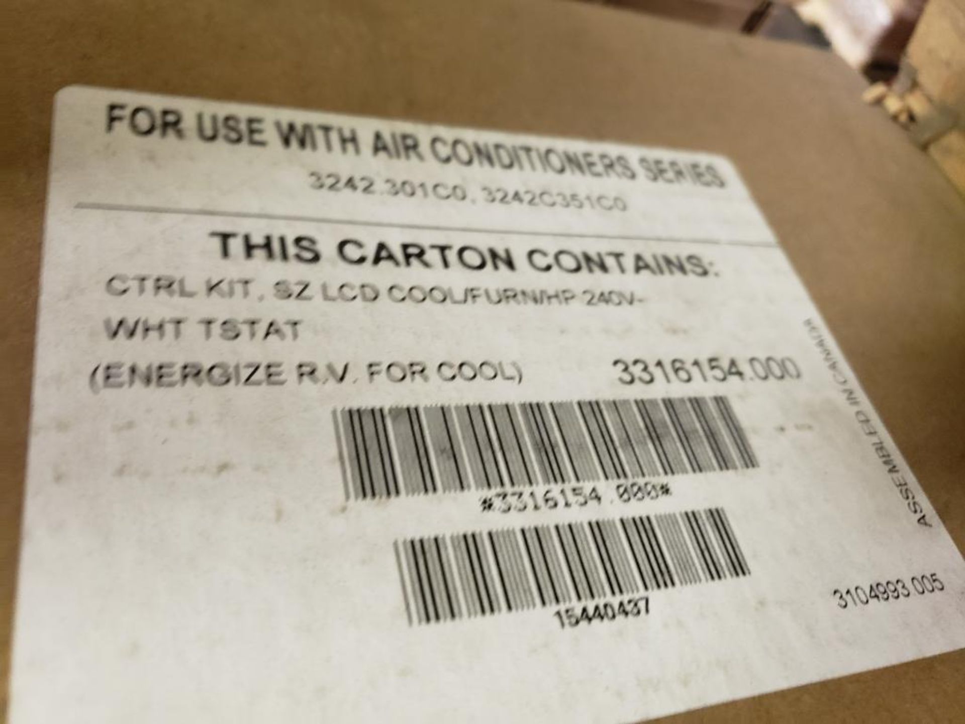 Qty 20 - Dometic air conditioner control. Part number 3316154.000. With Thermostat. New kit in box. - Image 3 of 3