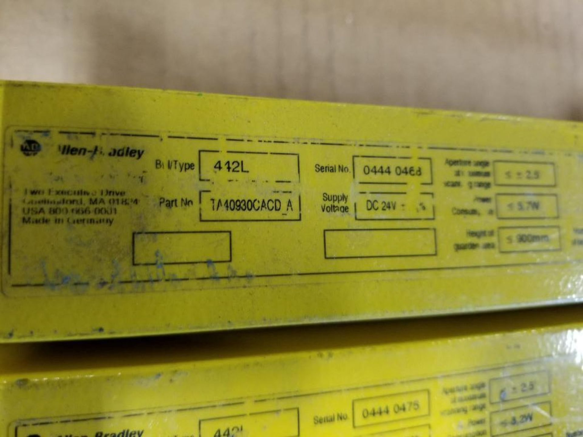 Qty 2 - Allen Bradley Guardmaster light curtains. - Image 3 of 4