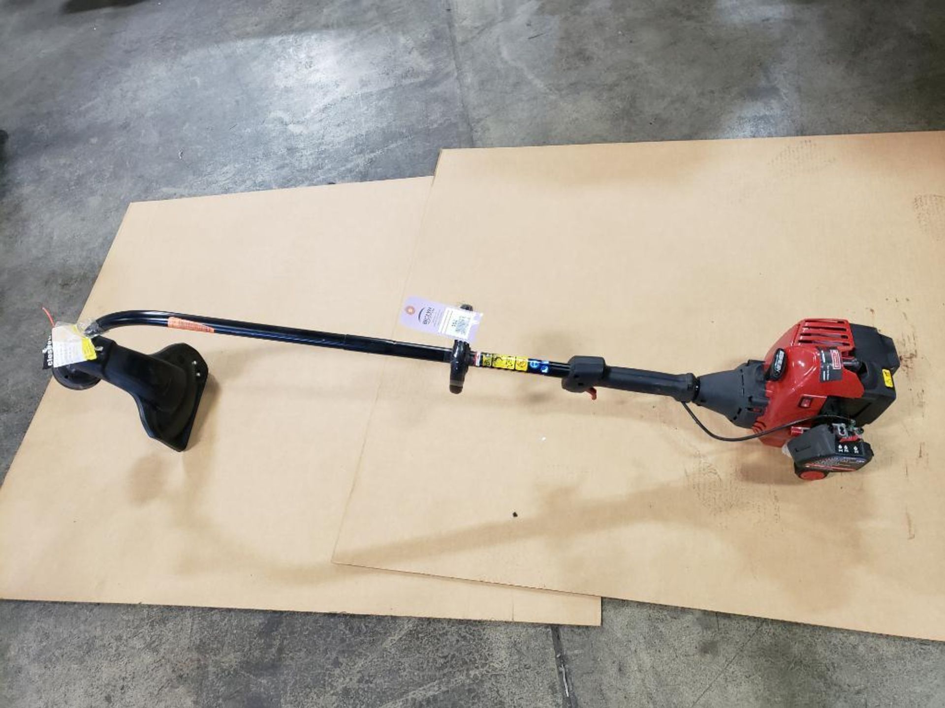 4 cycle Craftsman string trimmer. Pulls over, has compression.