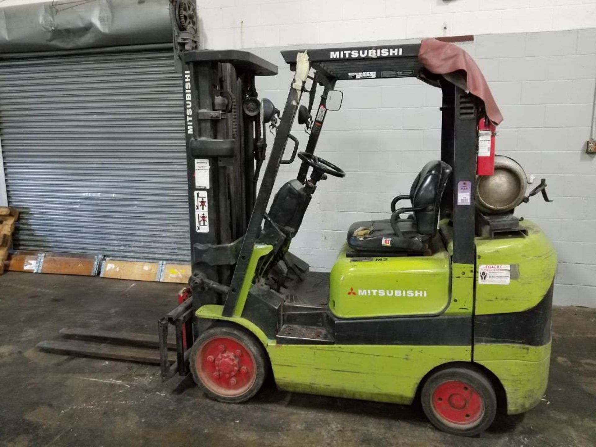 5000lb Mitsubishi propane forklift. Model FGC25K. 188in 3 stage lift w/ sideshift. - Image 2 of 23