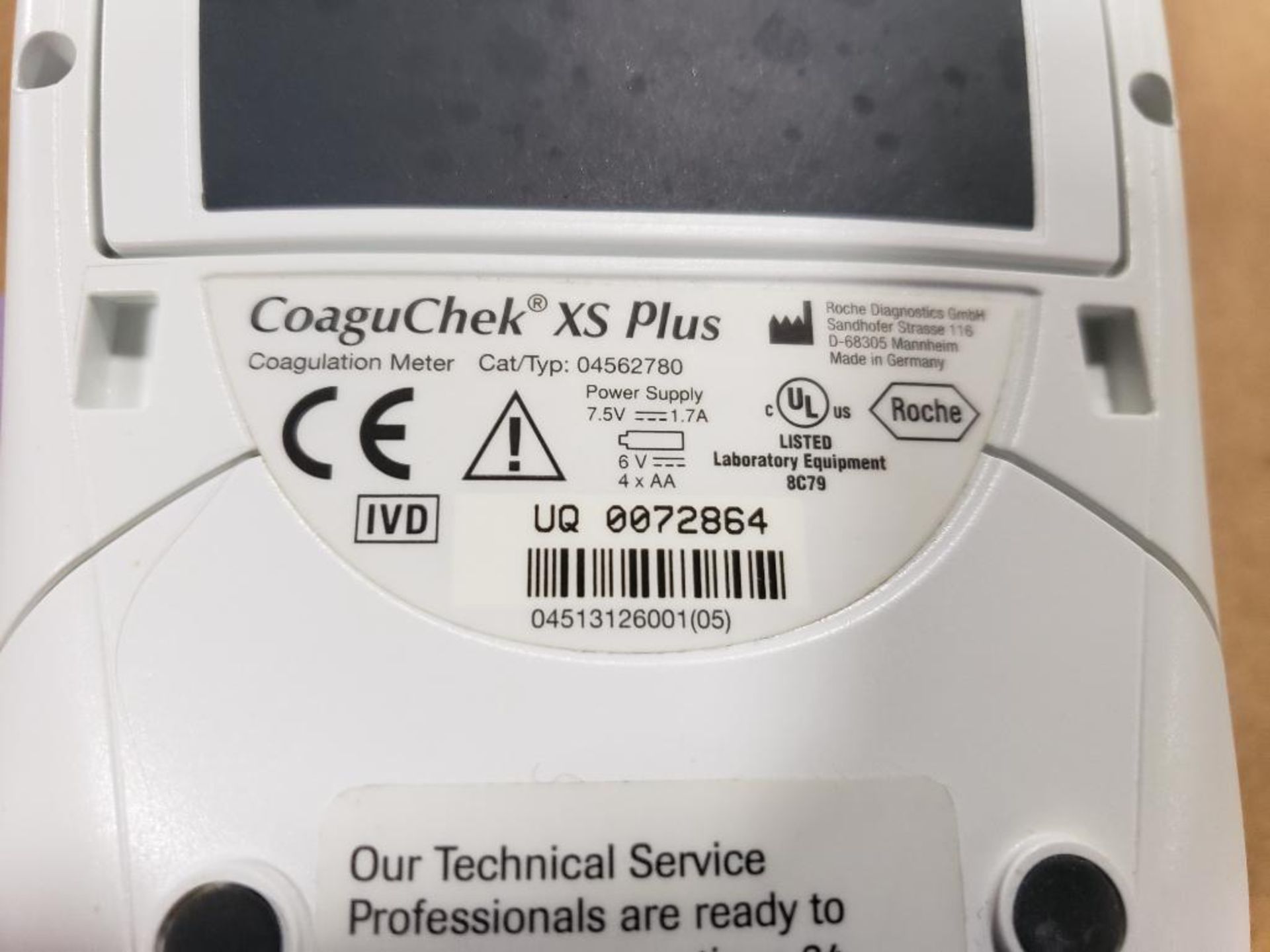 Roche Diagnostics CoaguChek XS plus coagulation meter. Catalog number 04562780. - Image 4 of 6