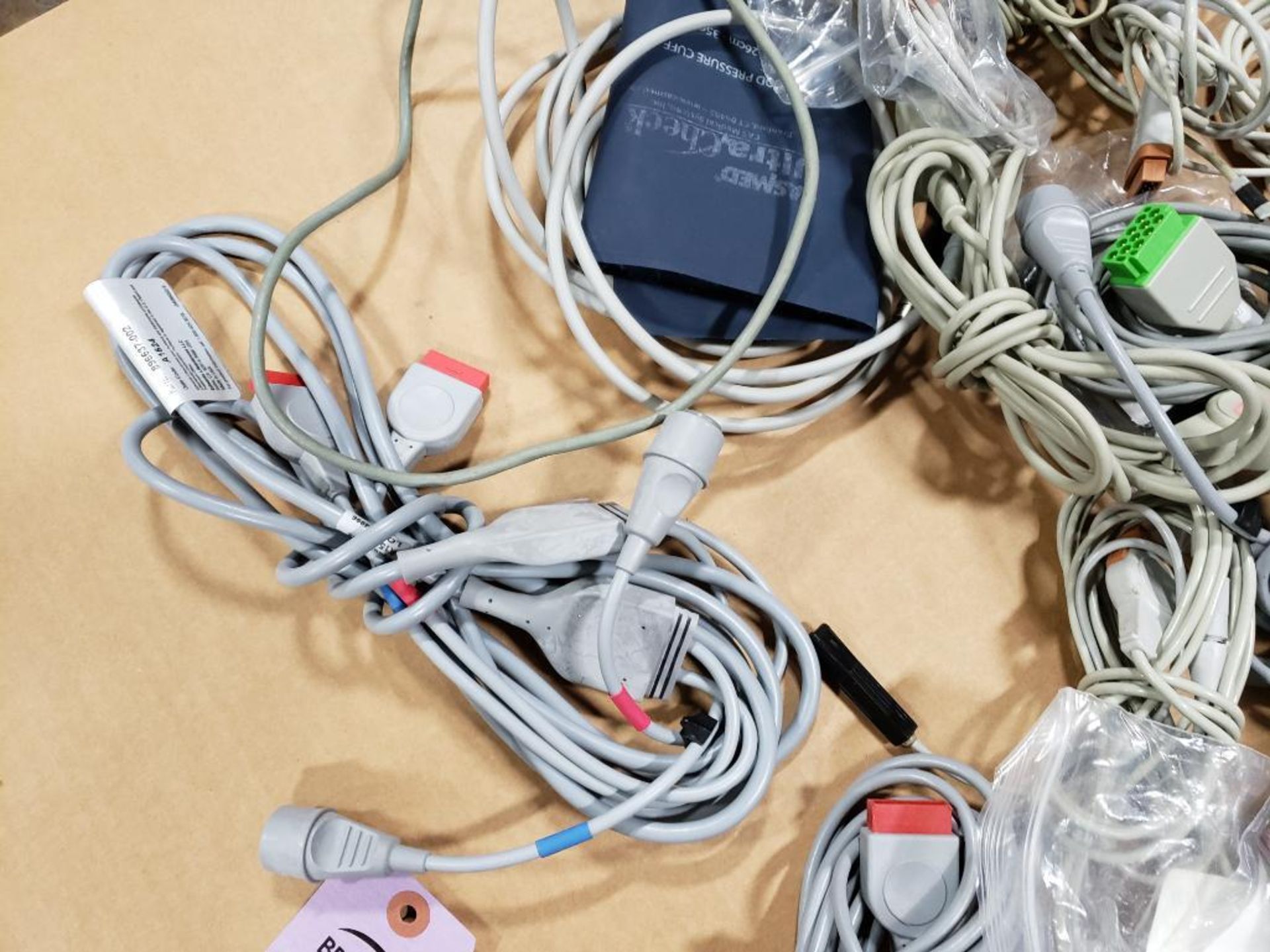 Large assortment of cords and cables. - Image 10 of 11