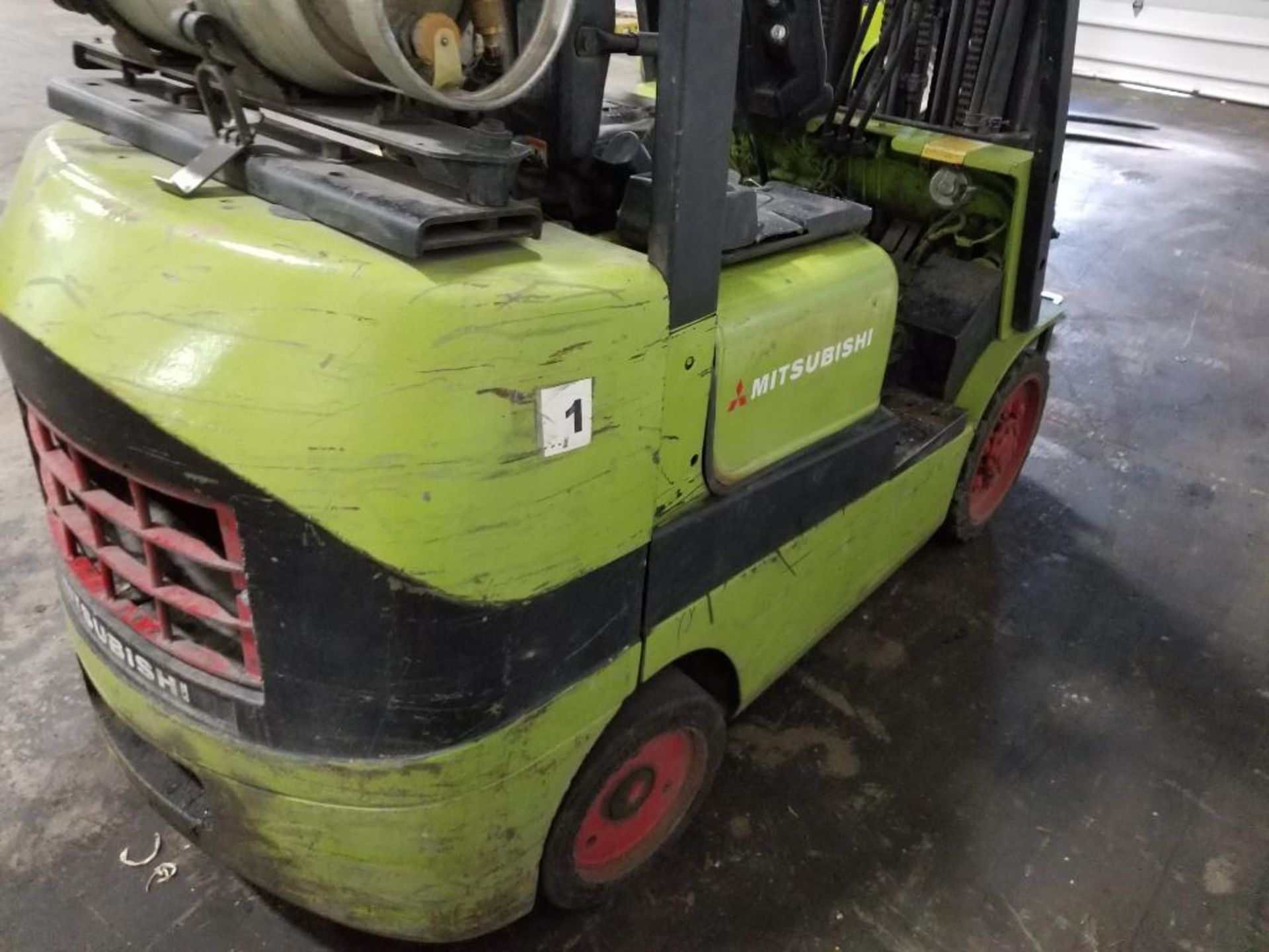 5000lb Mitsubishi propane forklift. Model FGC25K. 188in 3 stage lift w/ sideshift. - Image 19 of 23