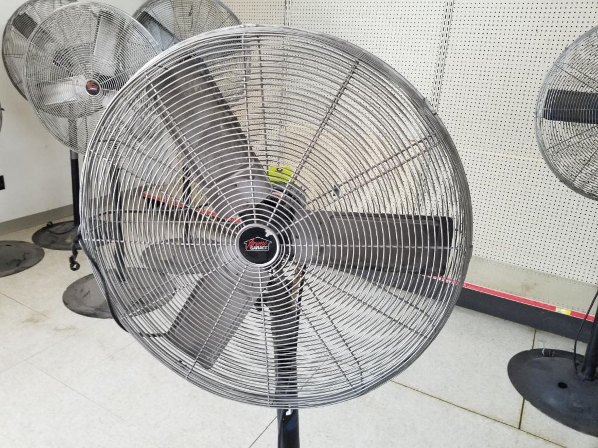 30in shop fan. - Image 2 of 5