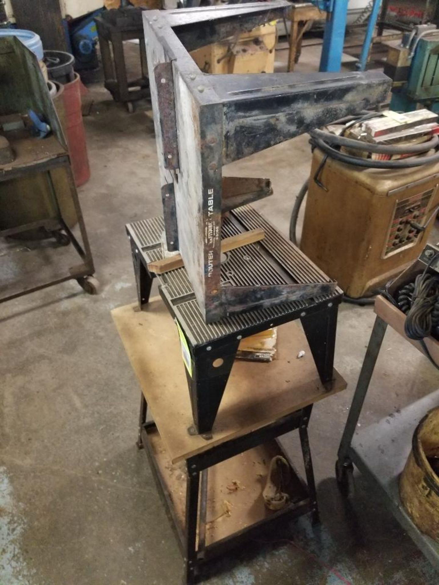 Qty 3 - Assorted router tables.