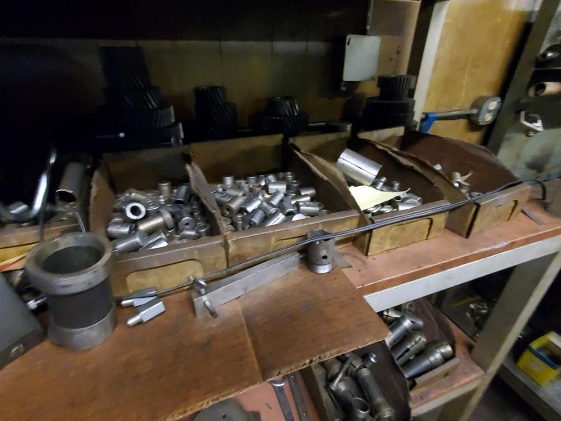 Large qty of Brown and Sharpe screw machine tooling. - Image 6 of 22