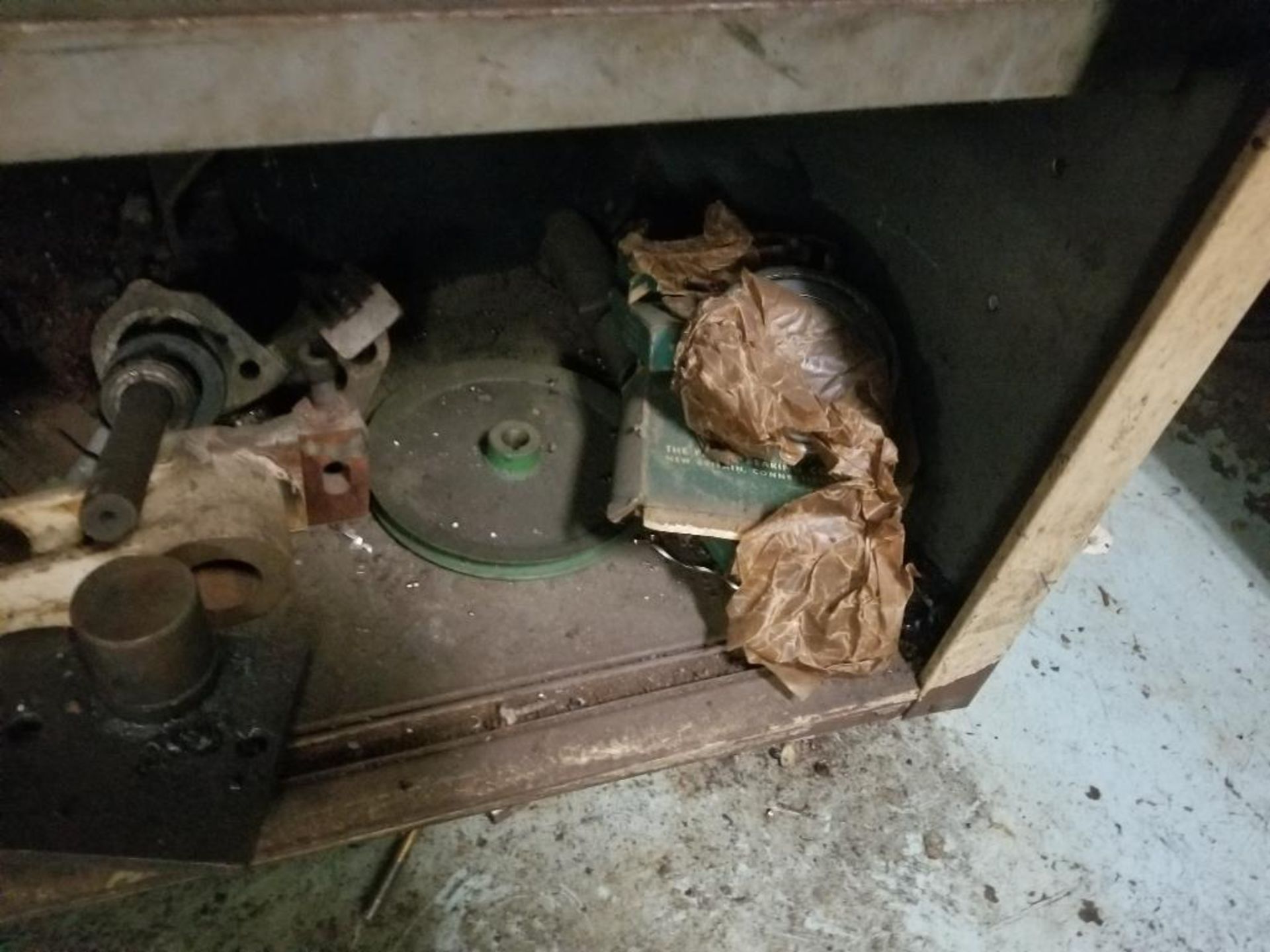 Steel shelf with contents of tooling etc. - Image 11 of 13