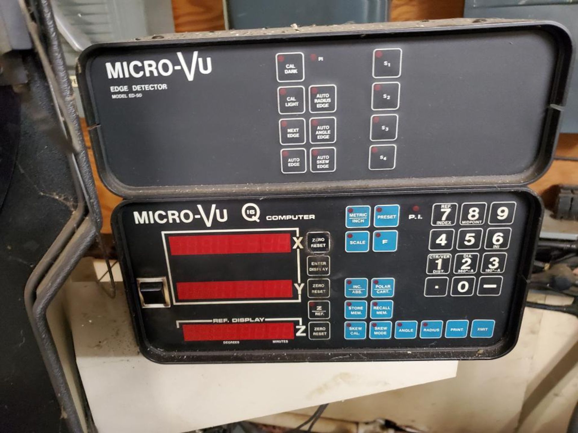 Micro-Vu optical comparator. Edge Detector ED-50 - Image 4 of 8