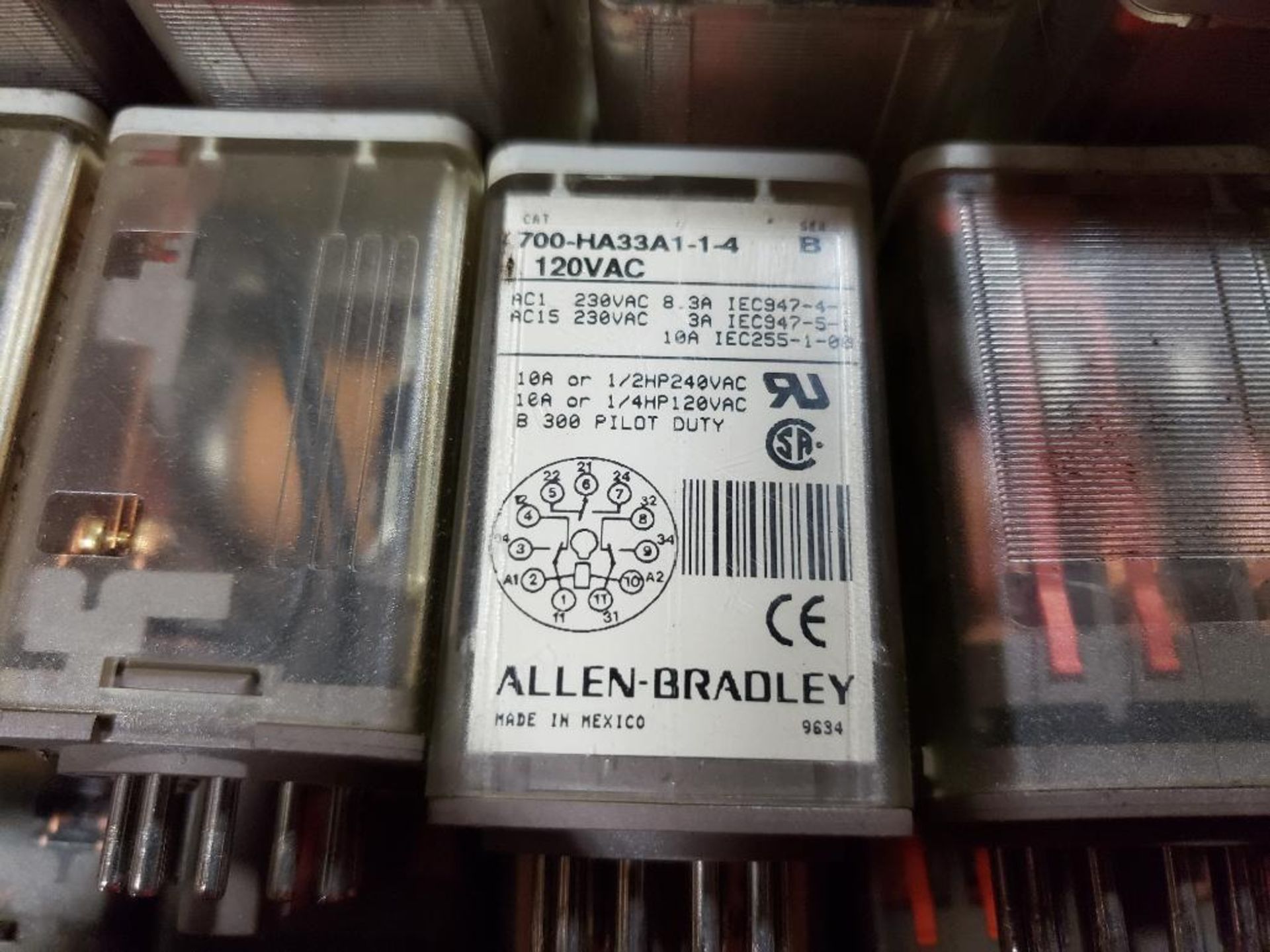 Assorted electrical relays, and holders. Allen Bradley. - Image 7 of 8