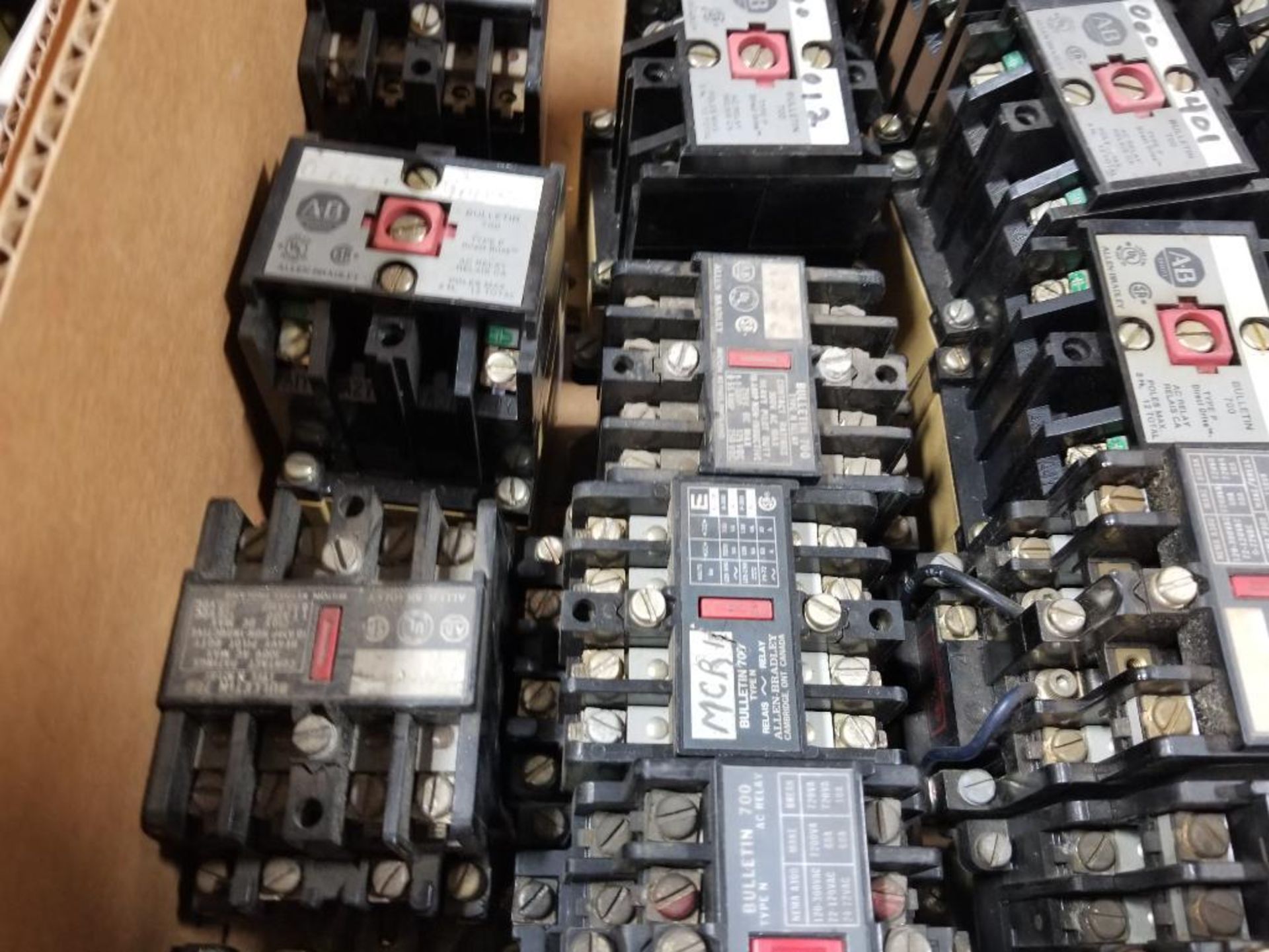 Assorted Allen Bradley contactors. - Image 6 of 7