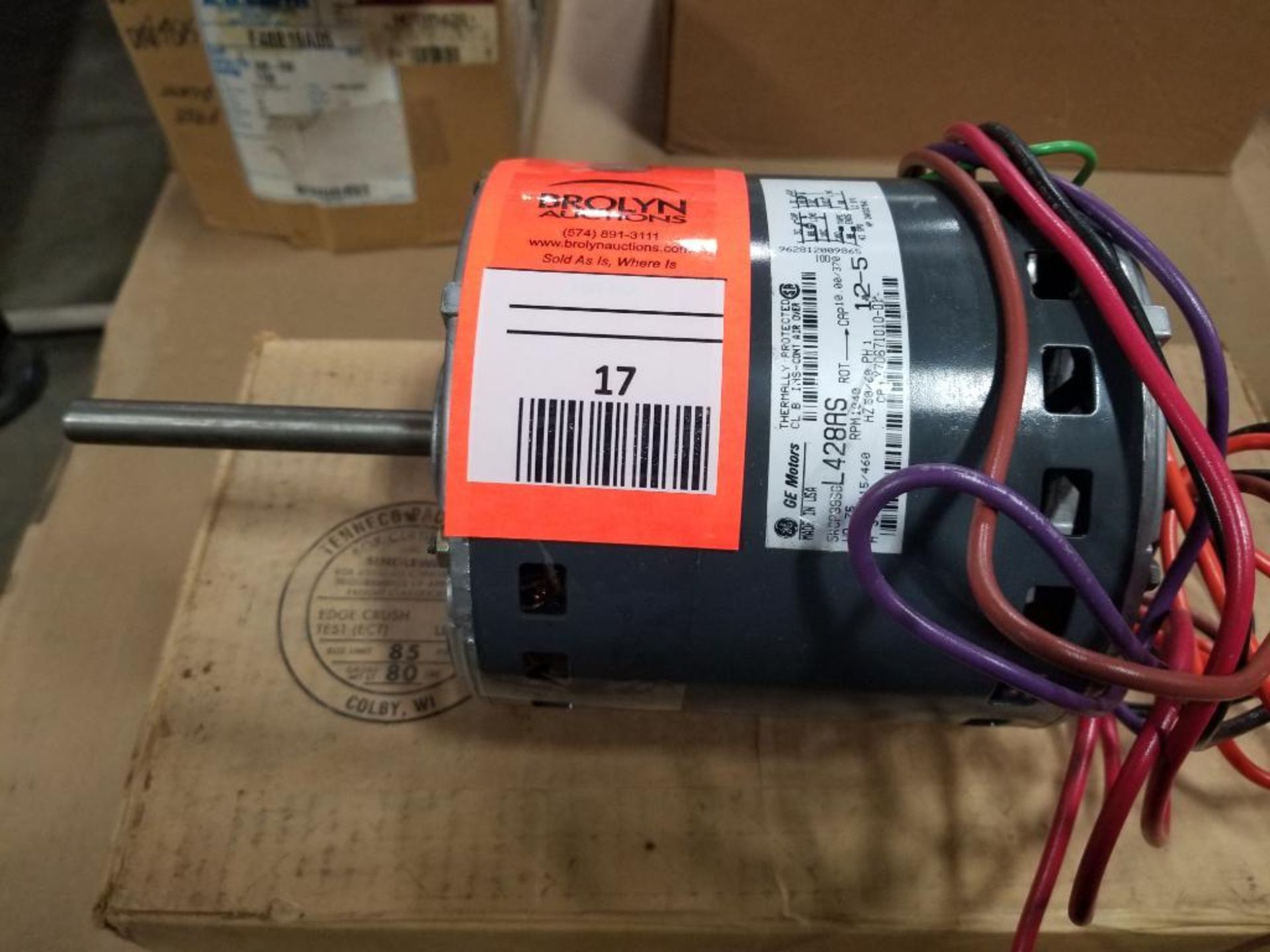 .75HP GE Motors air over 5KCP39SG-L428AS. 1PH, 380-415/460V, 1040RPM. New. - Image 2 of 7