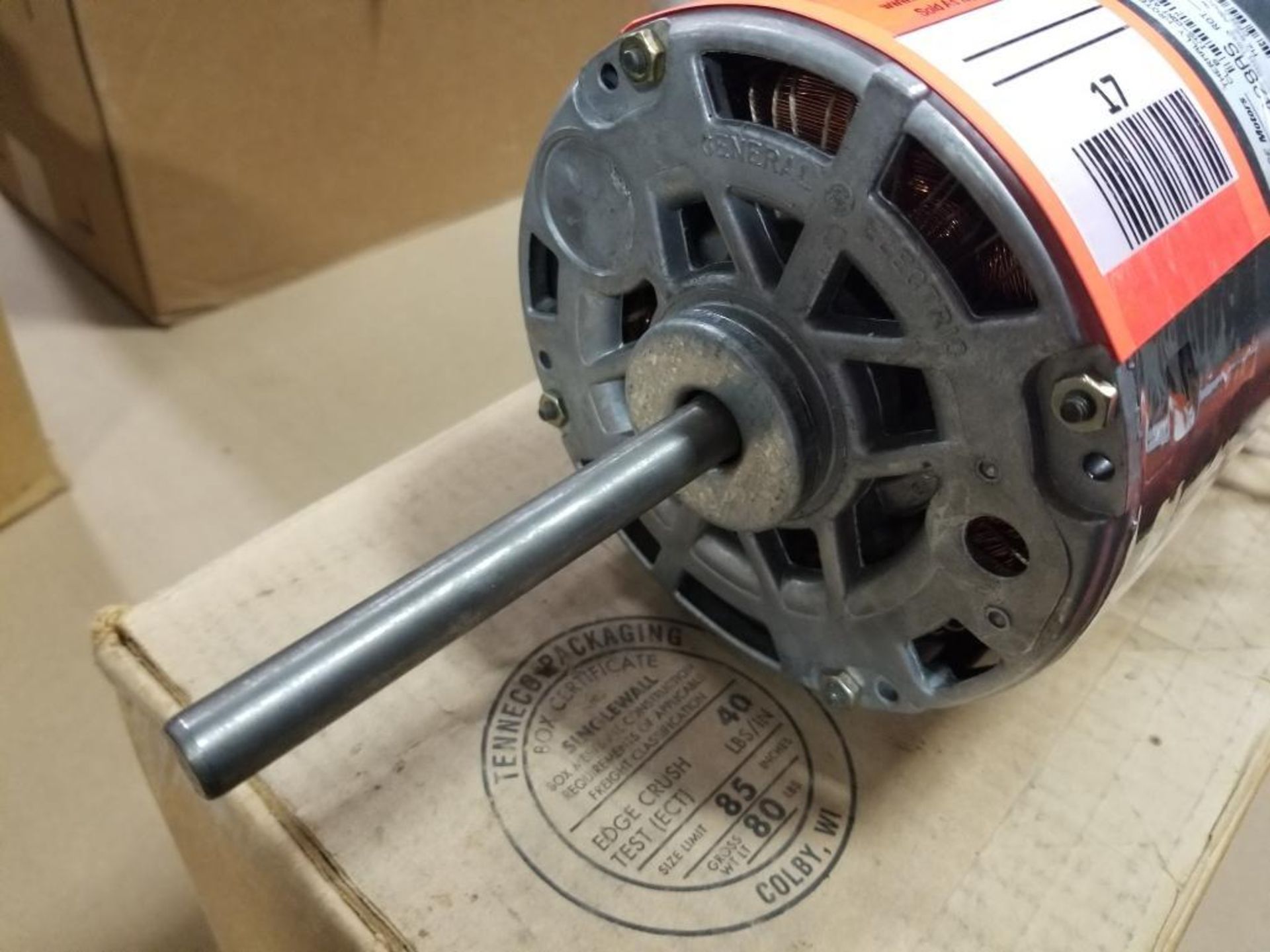 .75HP GE Motors air over 5KCP39SG-L428AS. 1PH, 380-415/460V, 1040RPM. New. - Image 5 of 7