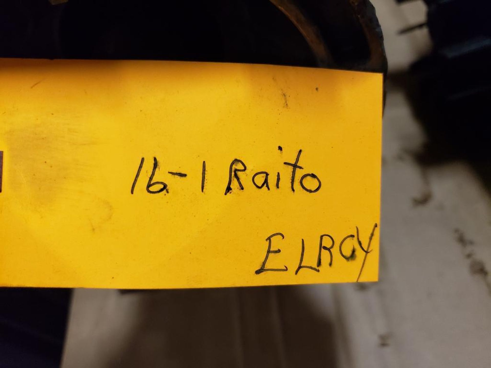 Elrgy 16-1 Ratio gear box. - Image 5 of 5