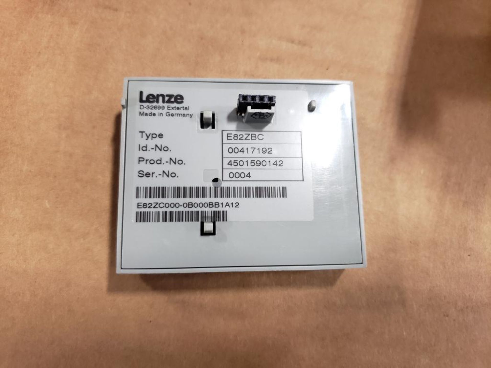 Qty 2 - Lenze 8200 vector drive. Includes Qty 2 - E82ZBC controller. - Image 6 of 6