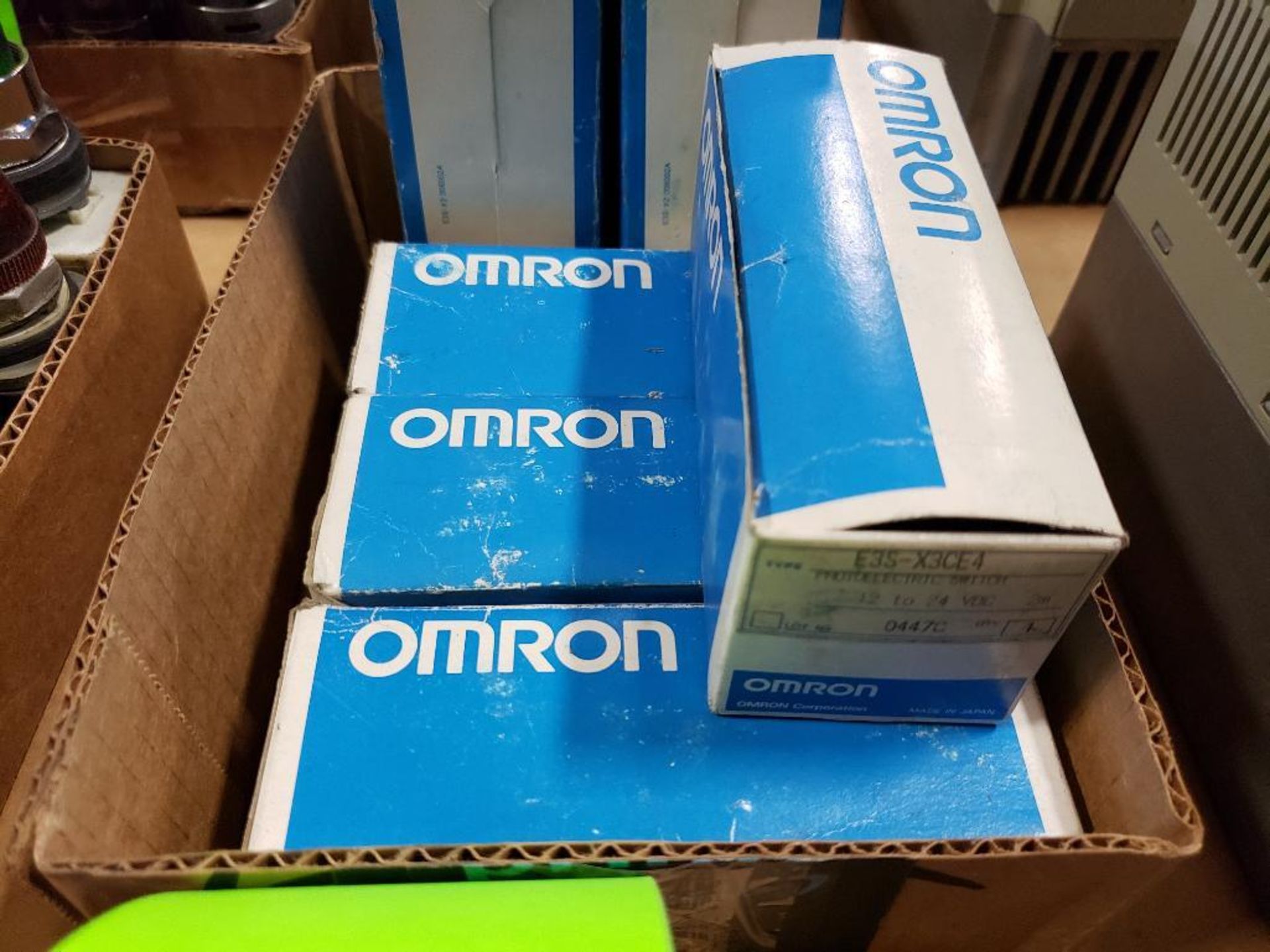 Qty 6 - Omron E3S-X3CE4 photoelectric switch. New in box. - Image 3 of 3