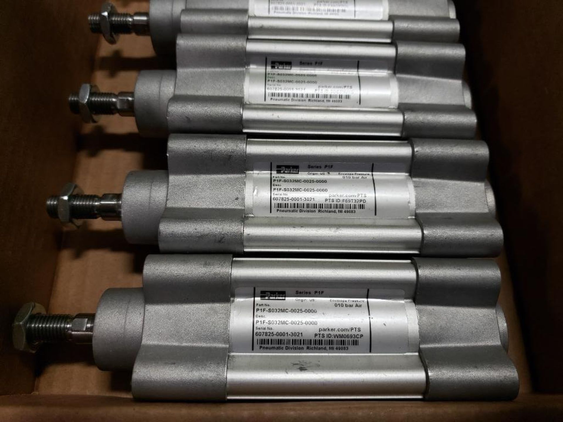 Qty 6 - Parker P1F-S032MC-0025-0000 pneumatic cylinder. - Image 2 of 4