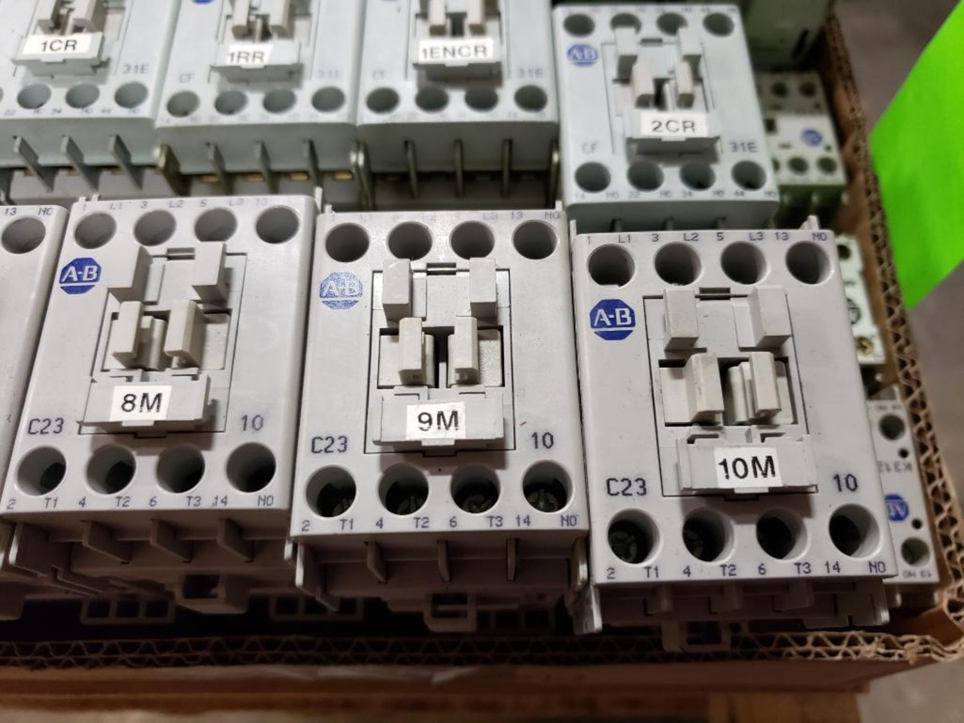 Assorted electrical contactor. Allen Bradley. - Image 8 of 10