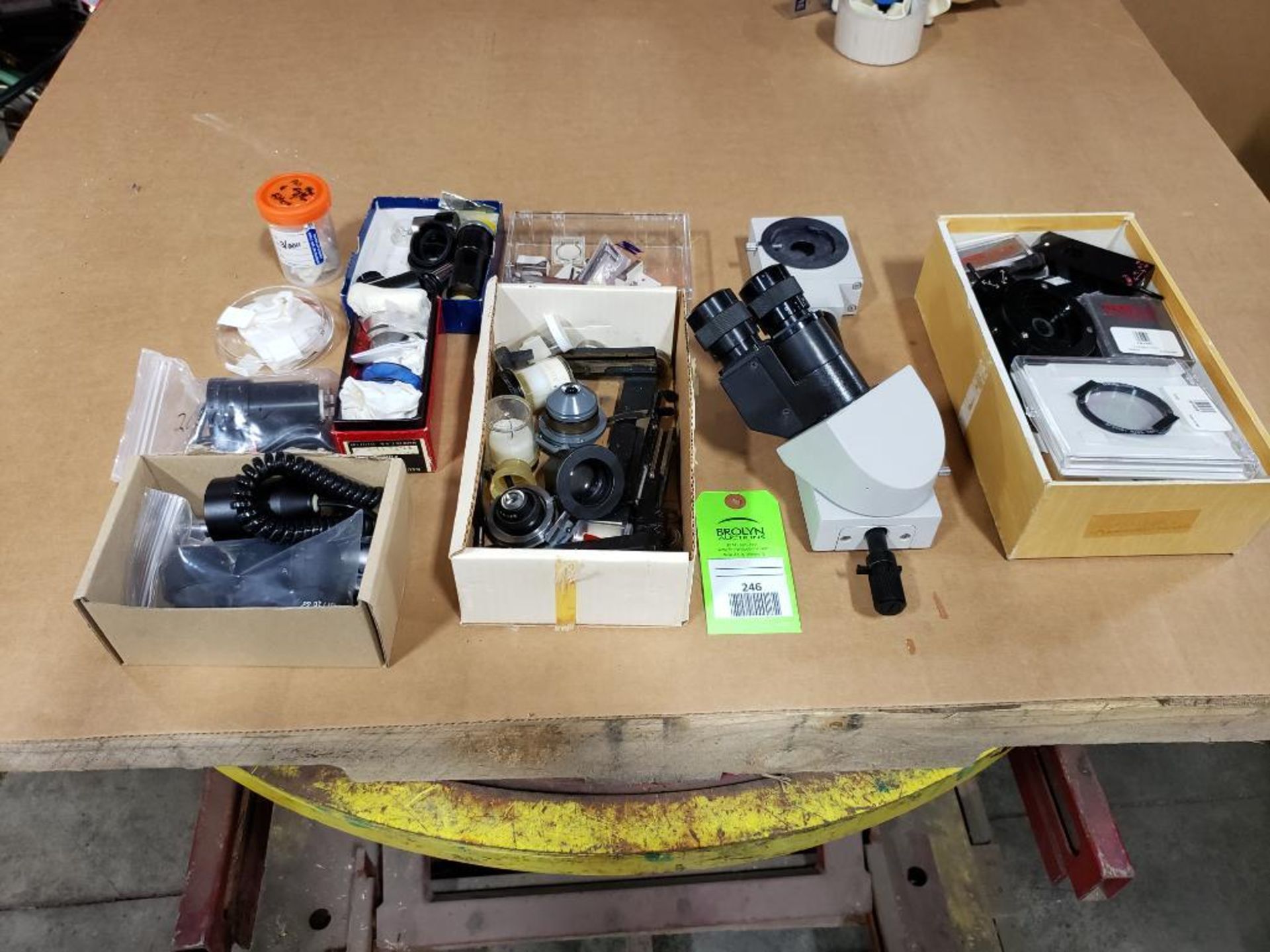 Assorted microscope equipment.