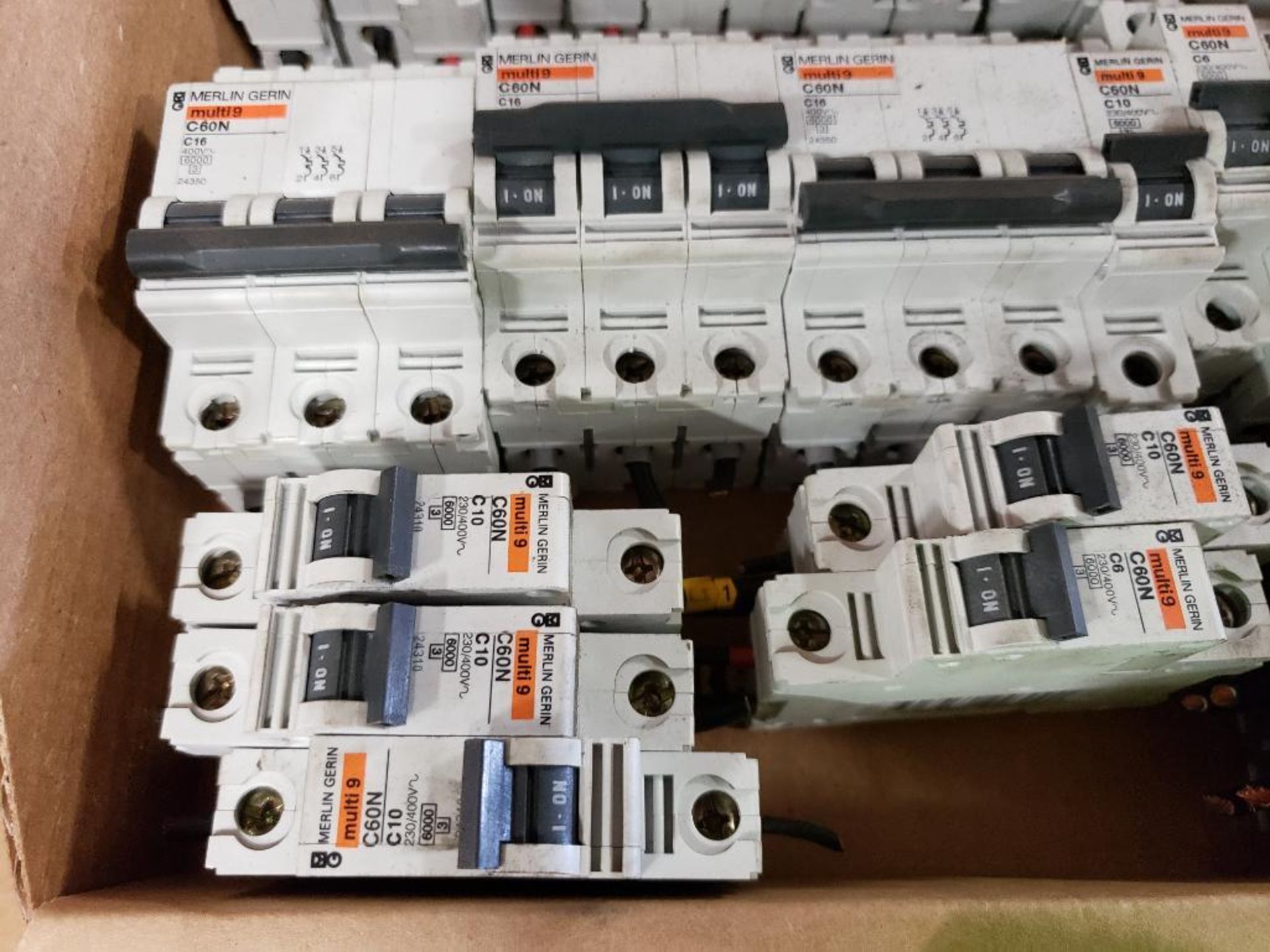 Large assortment of electrical. - Image 8 of 10