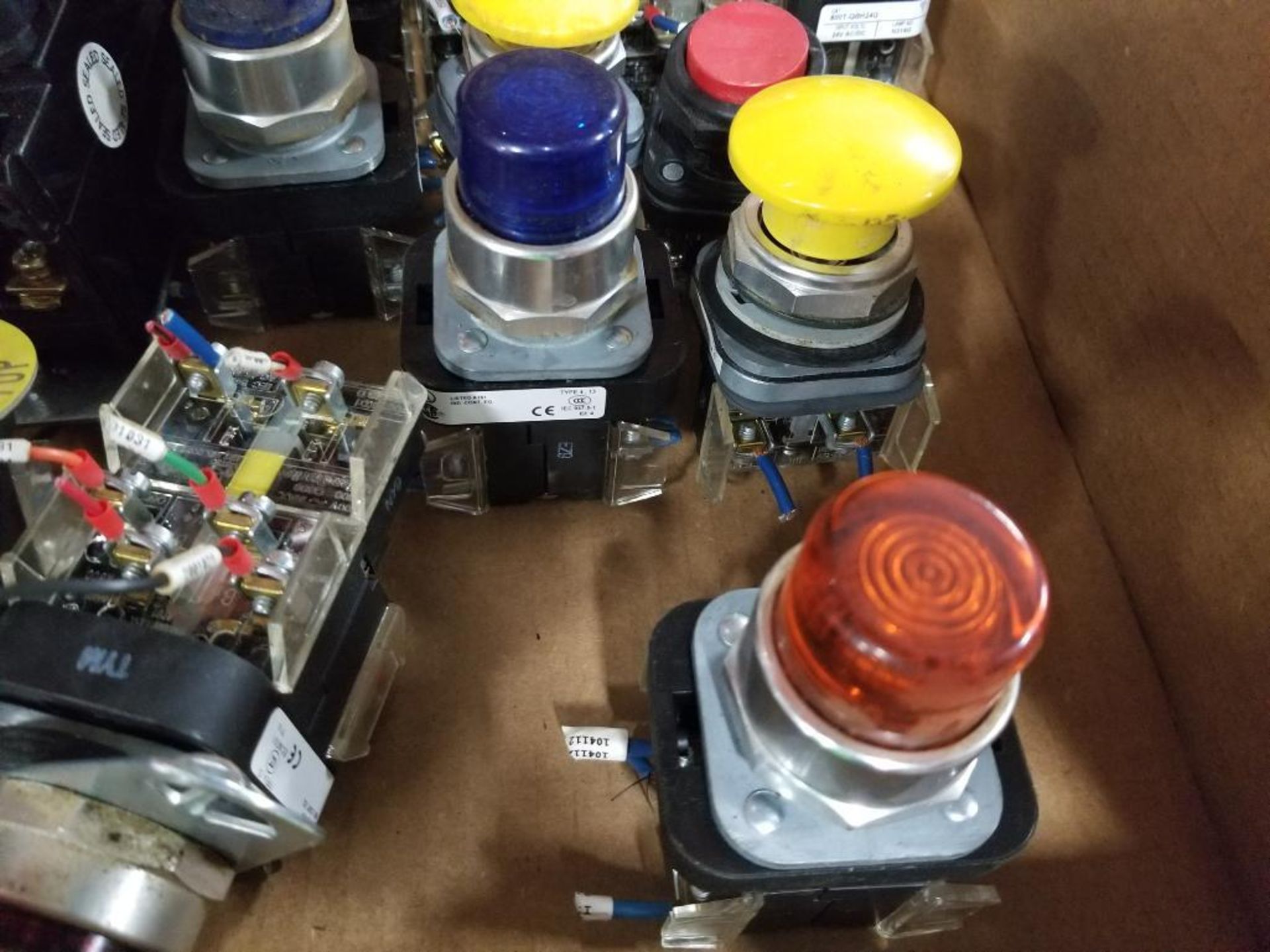 Assorted buttons, pilot lights, and switches. - Image 2 of 6