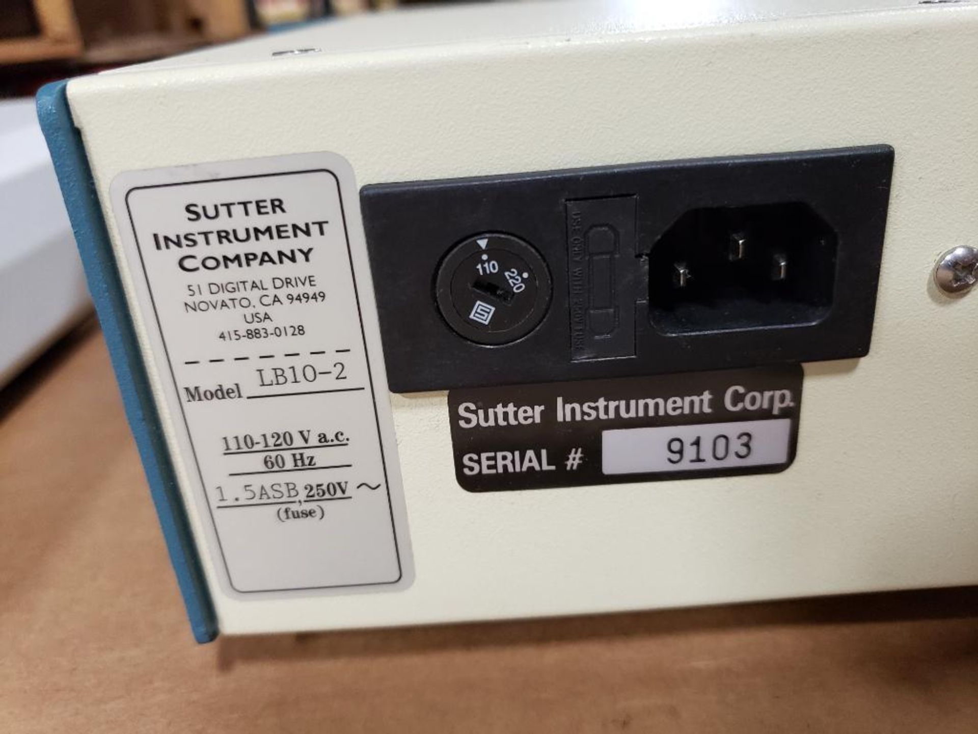 Sutter Instrument Co. Lambda 10-2 optical filter changer. - Image 6 of 8