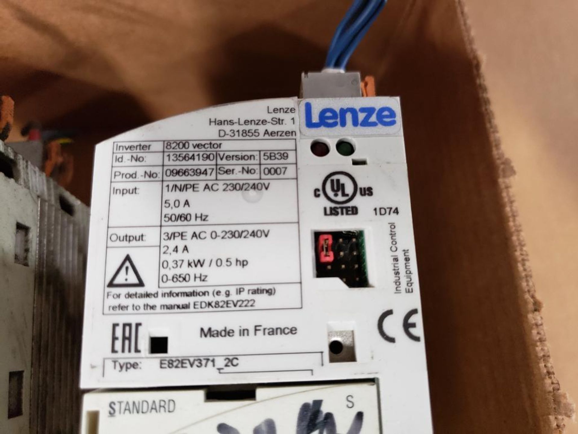 Qty 2 - Lenze 8200 vector drive. Includes Qty 2 - E82ZBC controller. - Image 3 of 5